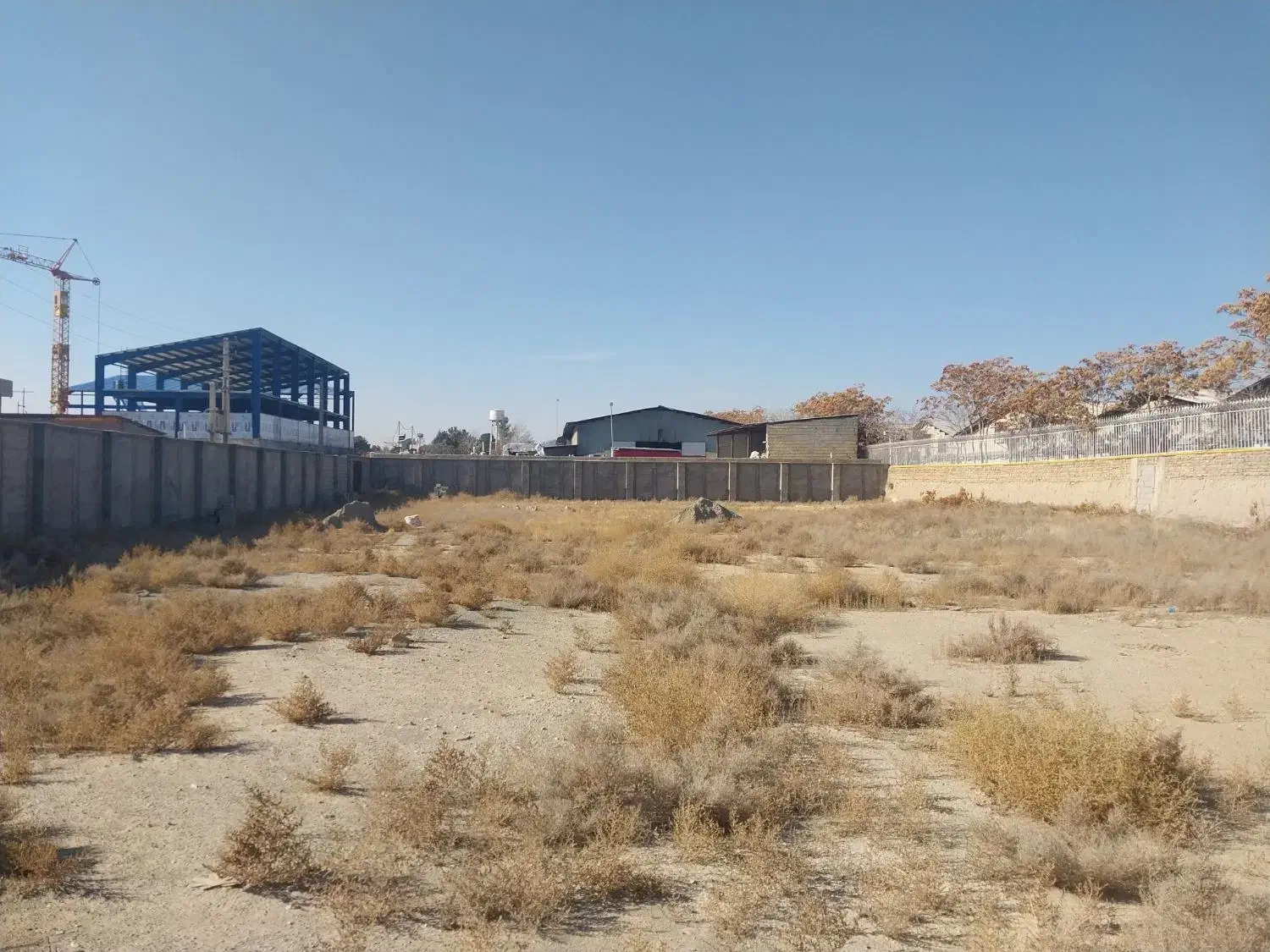 ۲۰۱۳متر چهاردیواری کارگاهی|فروش دفتر صنعتی، کشاورزی، تجاری|ماهدشت, |دیوار