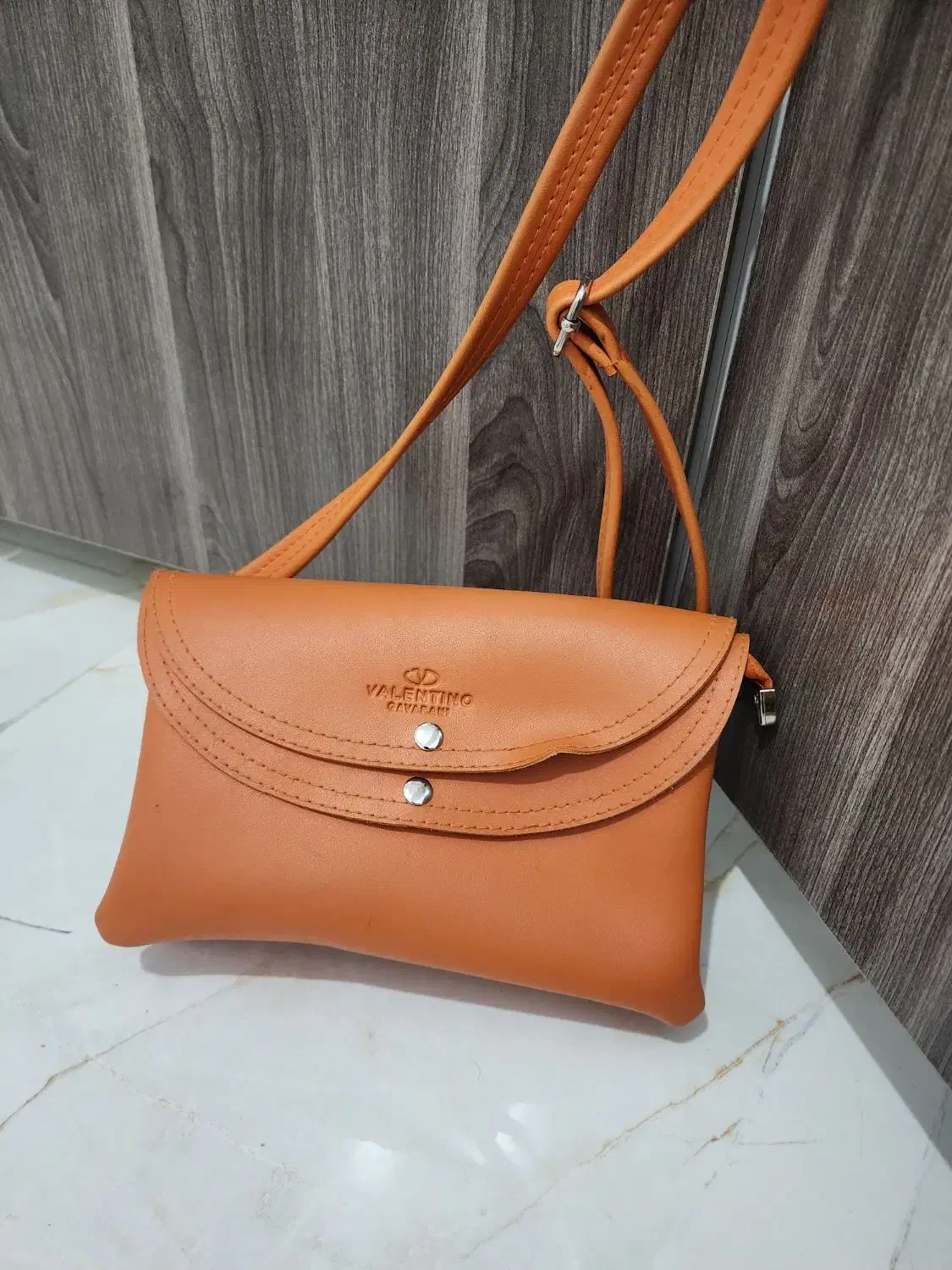 کیف  سبک و راحت|کیف، کفش، کمربند|ایلام, |دیوار