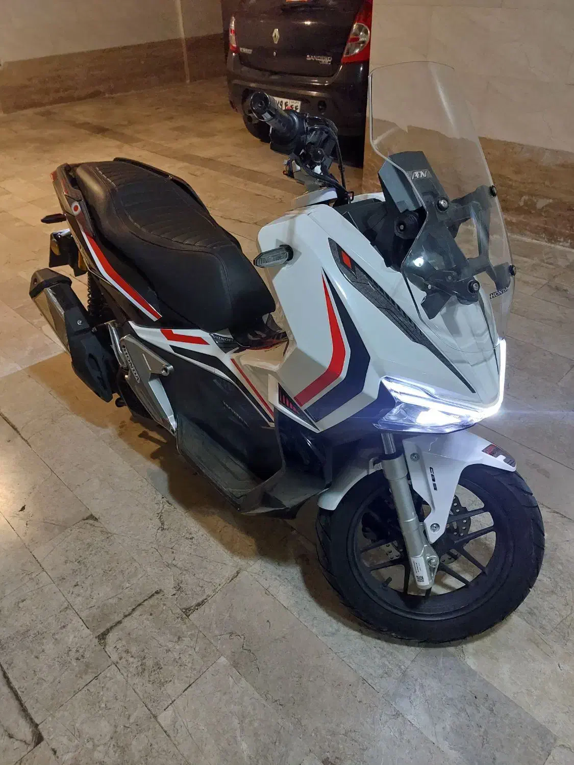 موتور اتومات agv150 کویر اسکوتر|موتورسیکلت|تهران, شاهین|دیوار