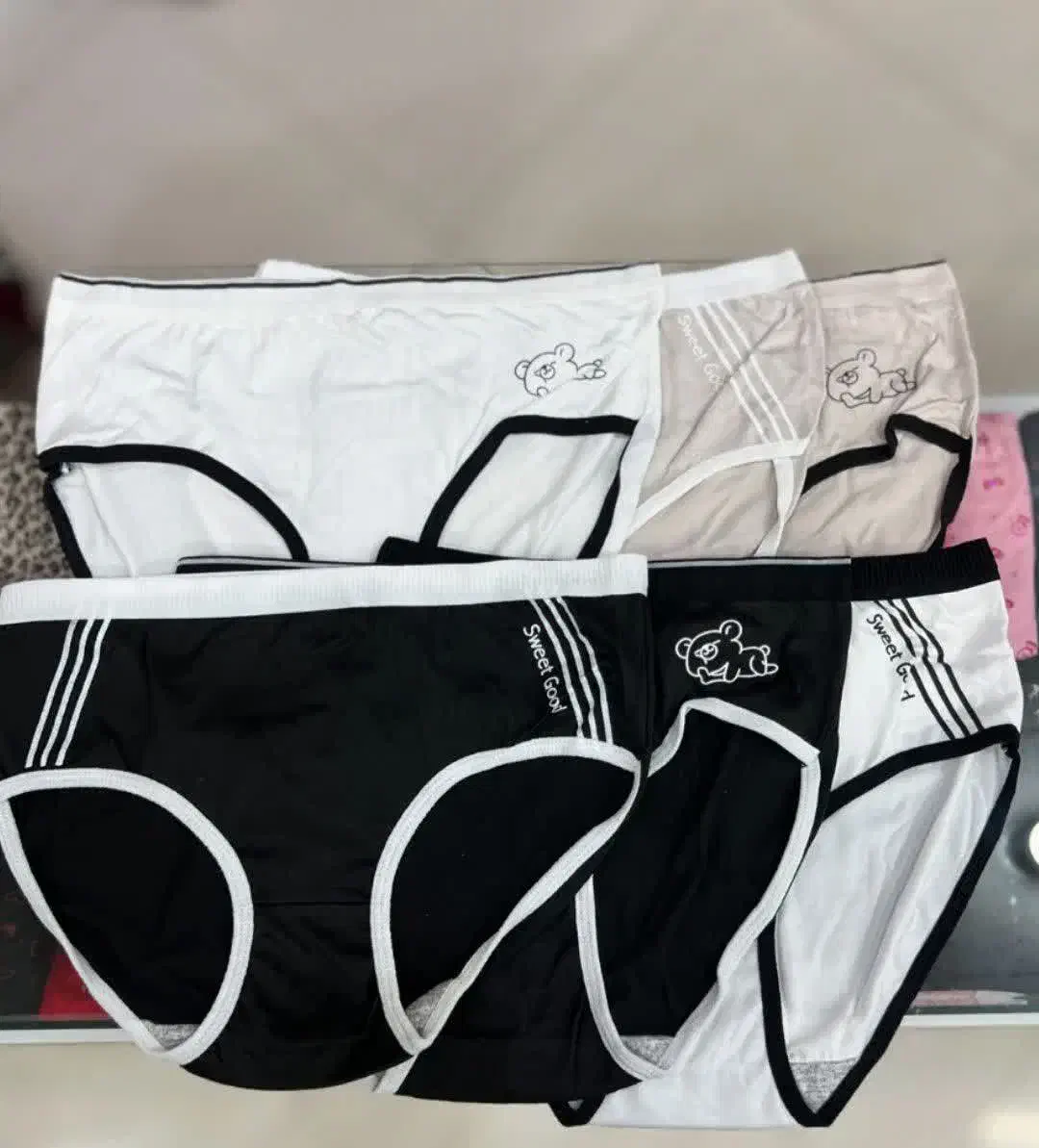 لباس زیر نو|لباس|قرچک, شهرک طلائیه|دیوار