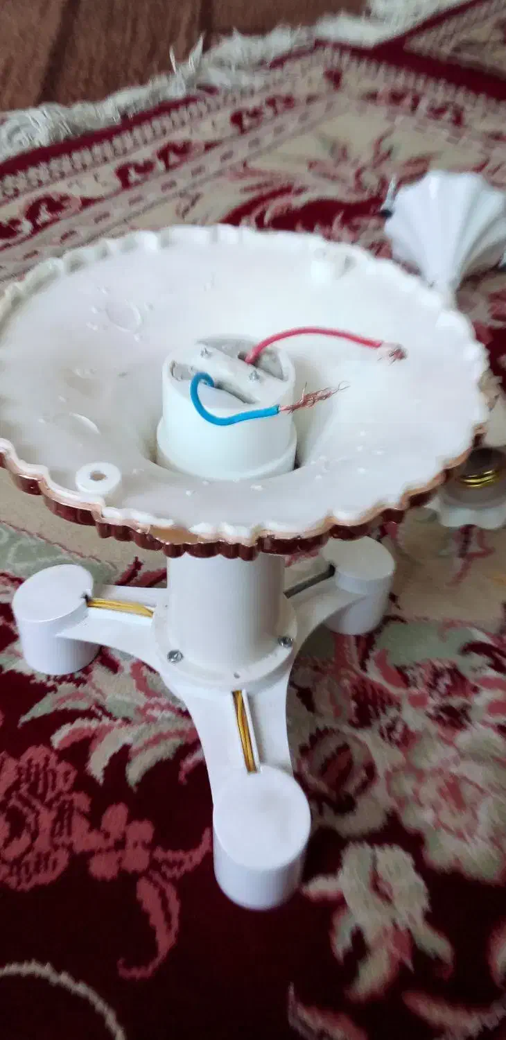 لوستر‌سففی‌سه‌چراغه|لوستر و چراغ آویز|تبریز, |دیوار