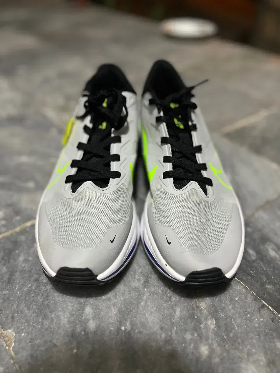 نایکی ویتنام|کیف، کفش، کمربند|گنبد کاووس, |دیوار