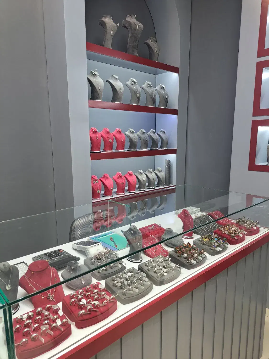 زیور آلات نقره کفاش|جواهرات|یزد, |دیوار