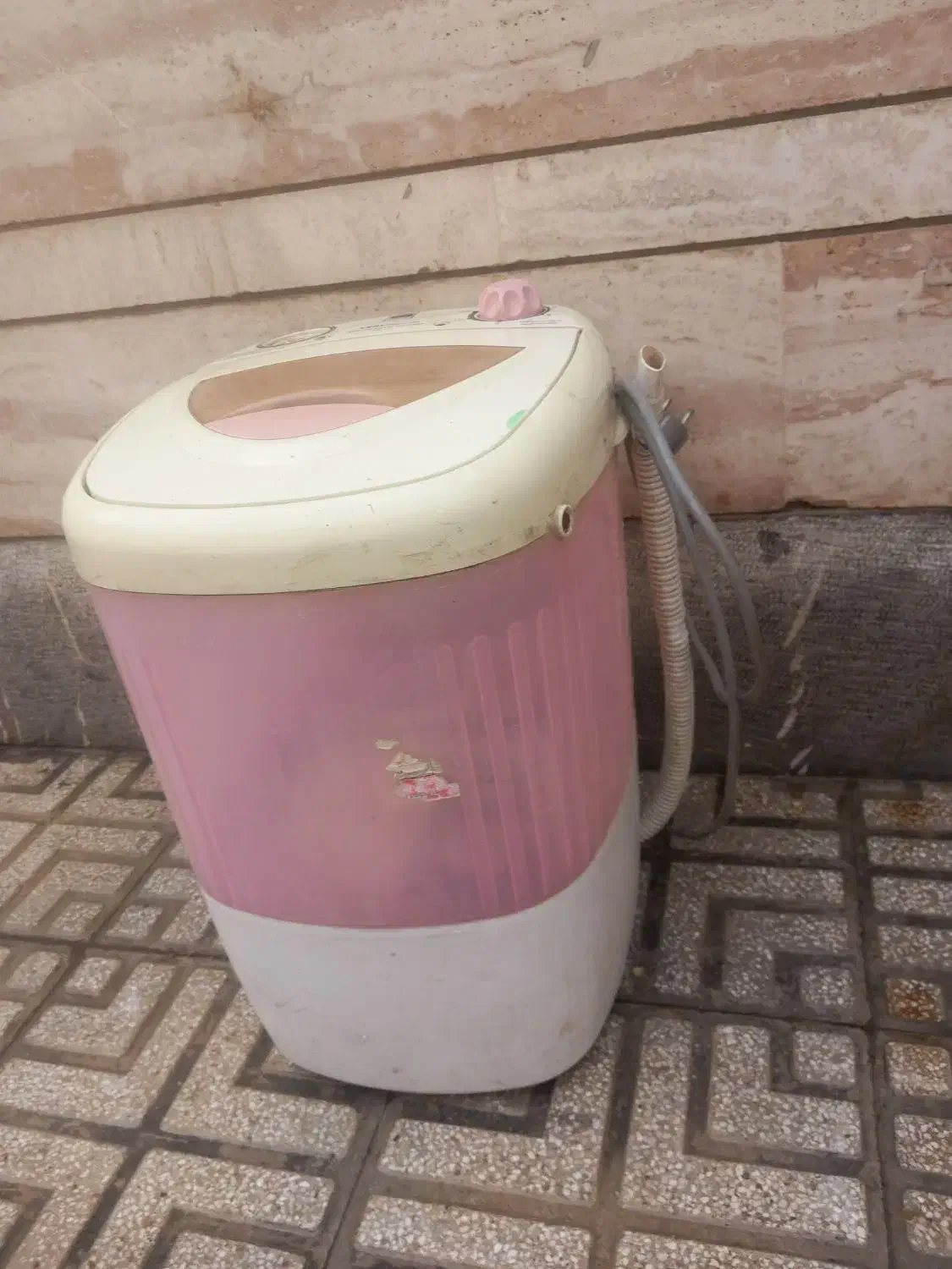 کهنه شور|ماشین لباسشویی و خشککن لباس|اصفهان, شیخ طوسی|دیوار