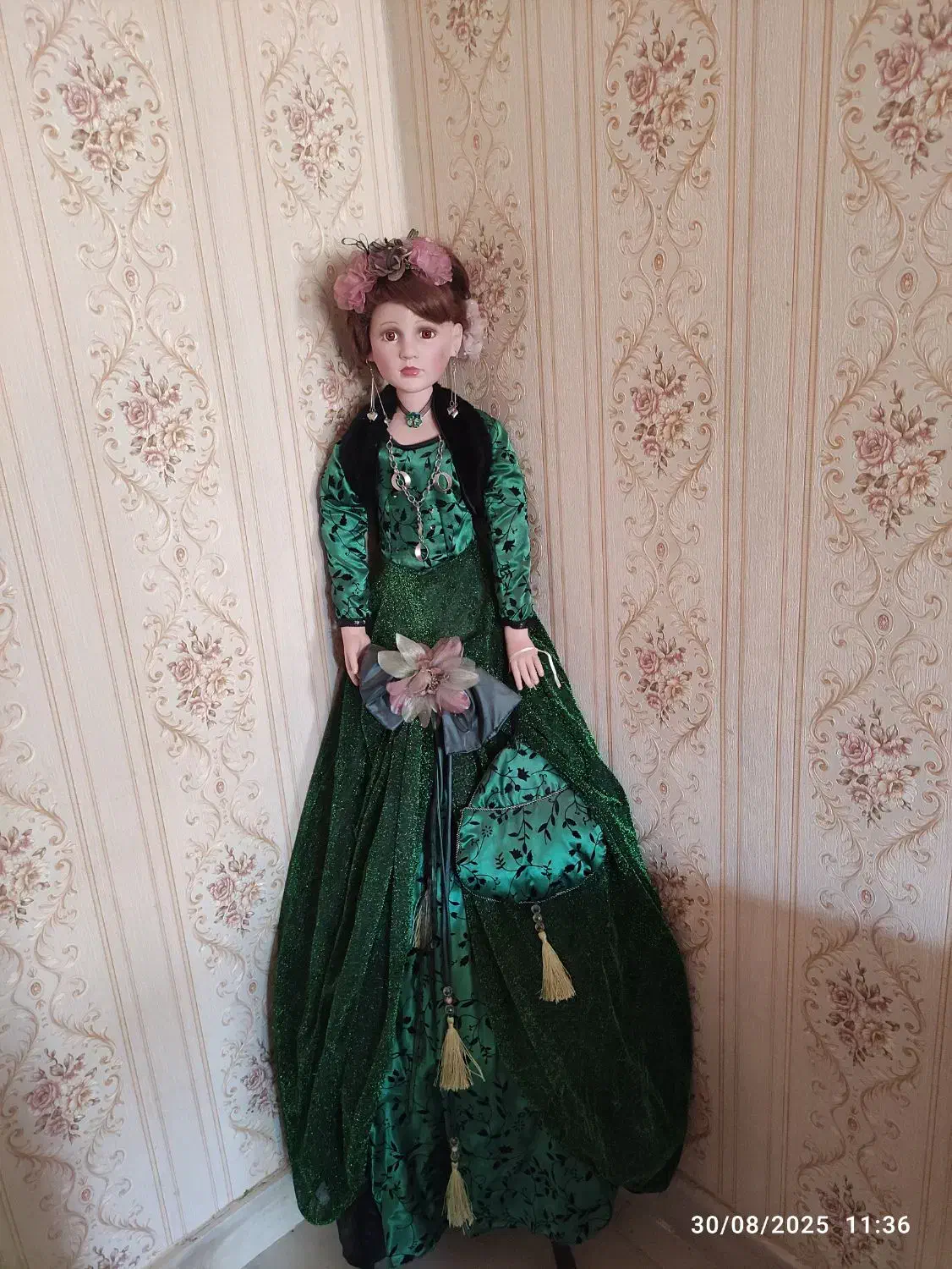 عروسک سرامیکی تزیینی|مجسمه، تندیس، ماکت|مهاجران, |دیوار