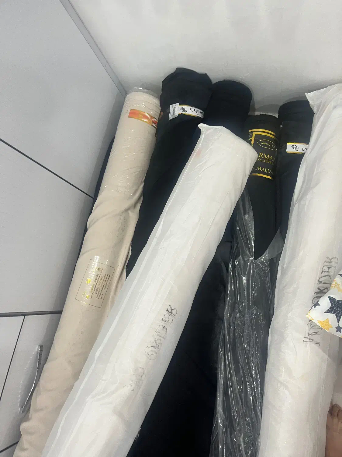 ۵۰عدد طاقه پارچه|عمده‌فروشی|شیراز, زرگری|دیوار