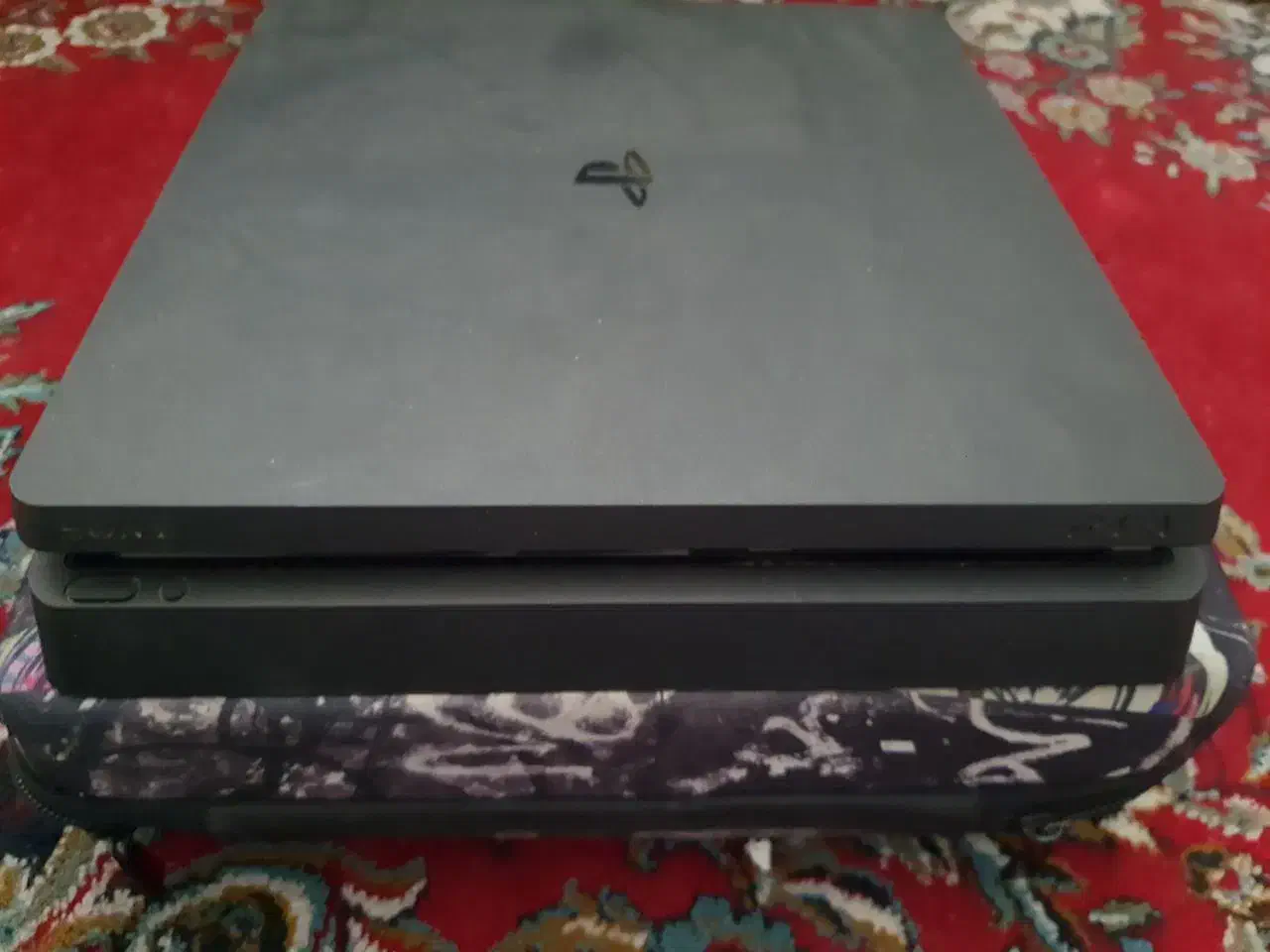 ps4 اسلیم یک ترابایت 2 دسته کپی خور|کنسول، بازی ویدئویی و آنلاین|کرمانشاه, |دیوار