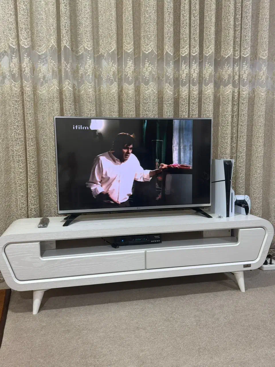 میز زیر تلویزیون کاملا نو|میز تلویزیون|مسجد سلیمان, |دیوار