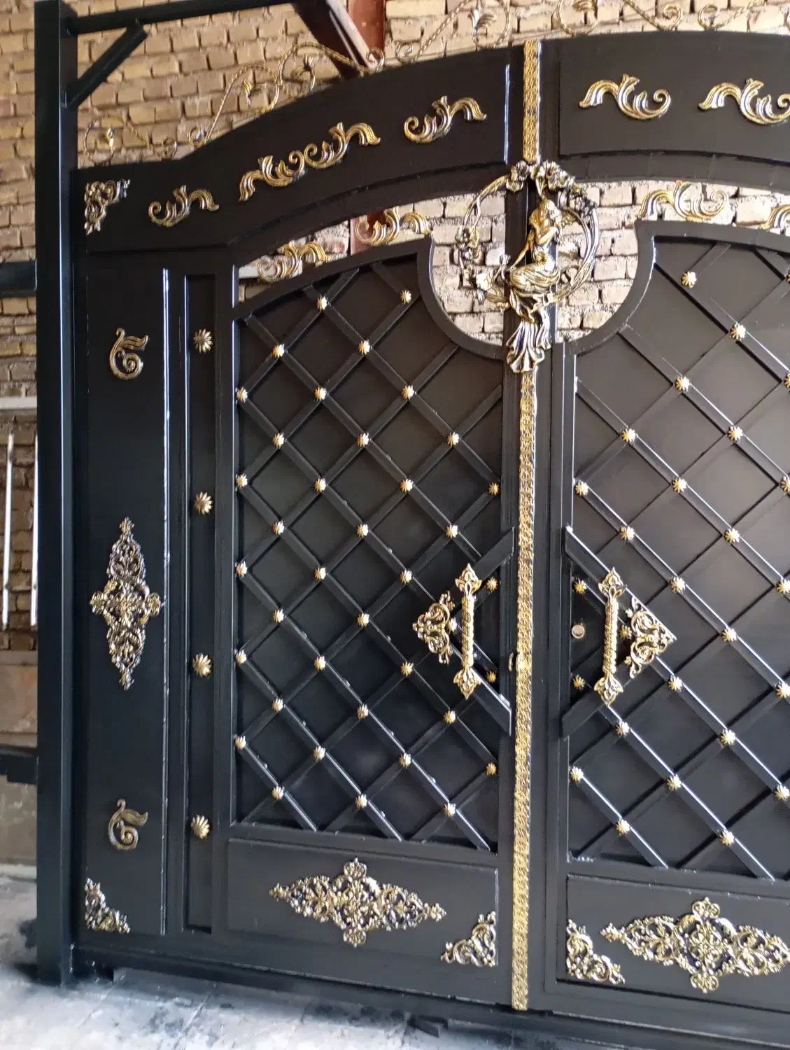 نقاشی ساختمان|خدمات پیشه و مهارت|سبزوار, عارف|دیوار