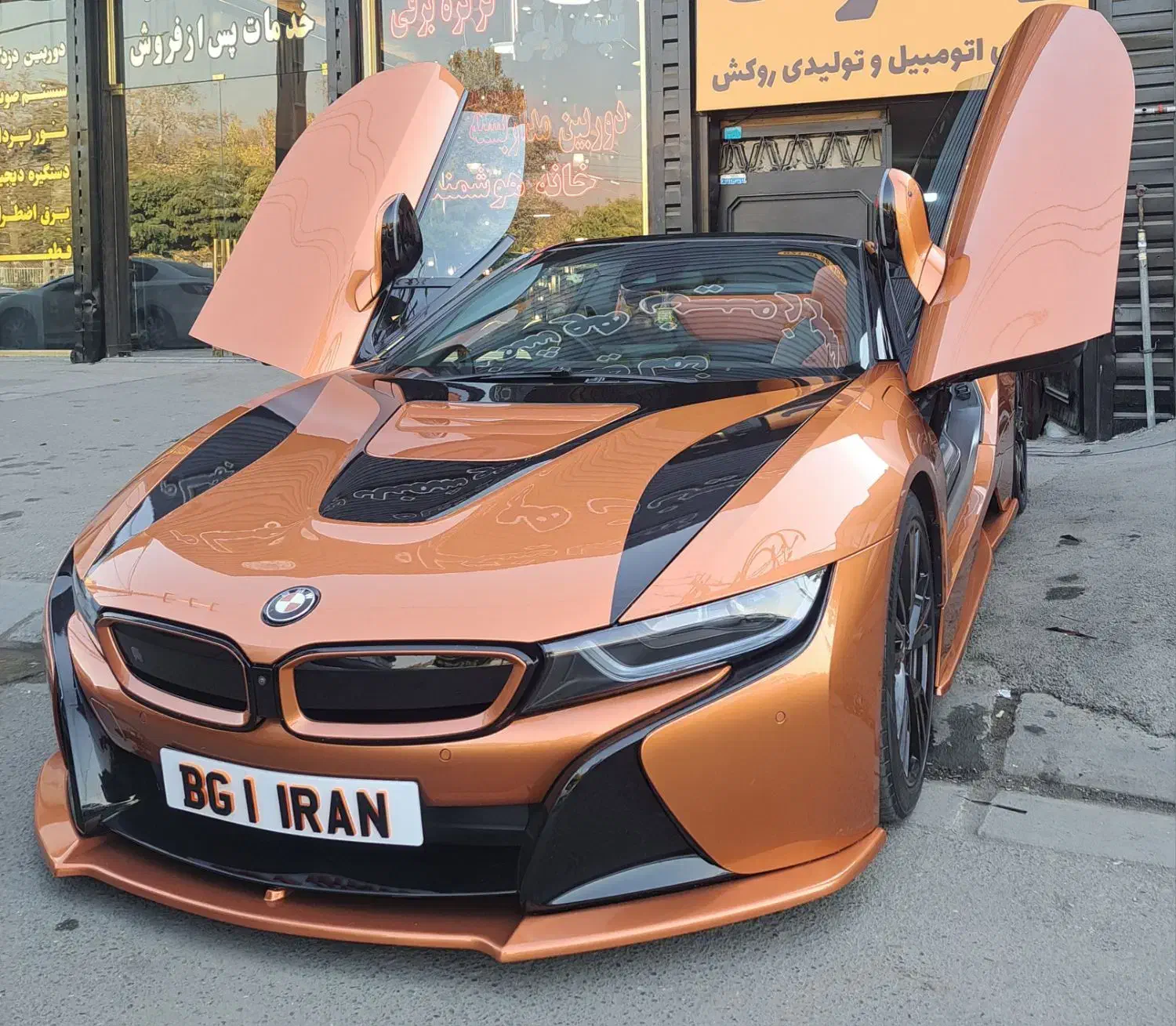 برچسب شیشه دودی حرفه‌ای|خدمات پیشه و مهارت|کرج, ساسانی (قلمستان)|دیوار