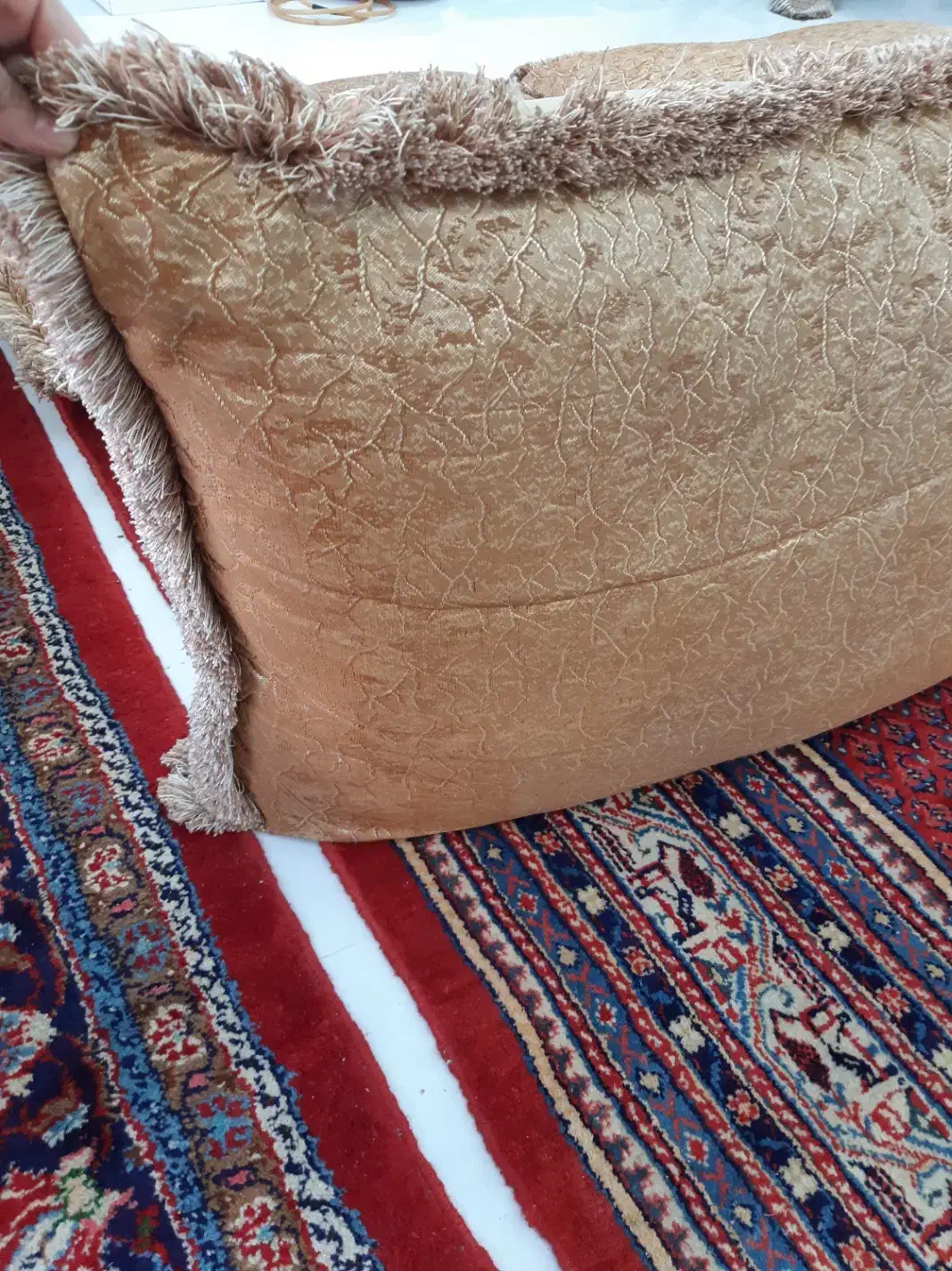 بالشت تکی پشتی|پشتی|بروجرد, |دیوار