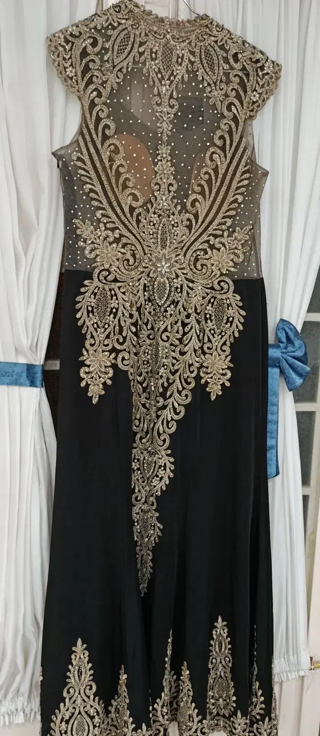 پیراهن مجلسی|لباس|شوش, |دیوار