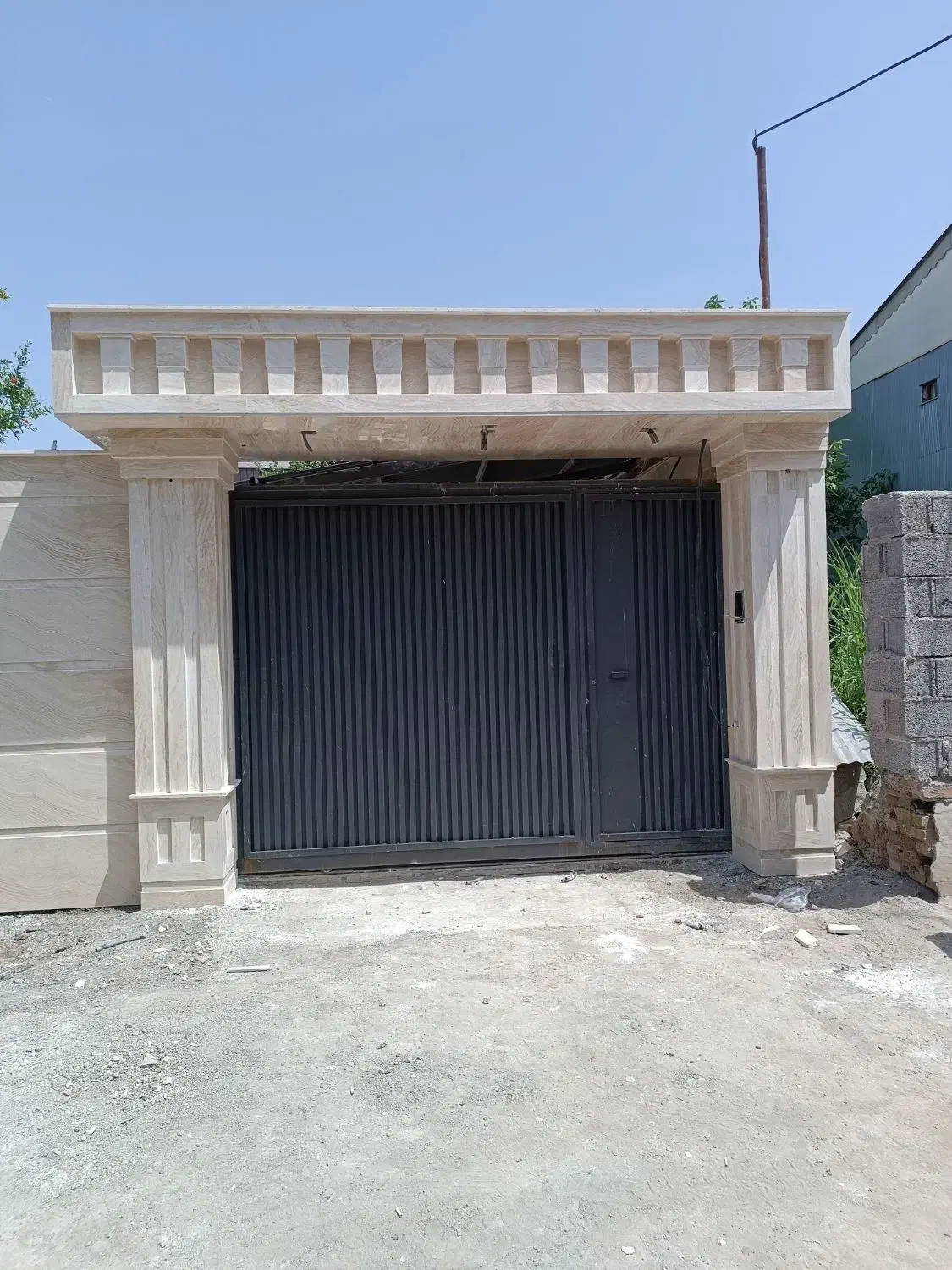 گروه سنگ کاری مدرن با برند ترین ابزار آلات سنگکاری|خدمات پیشه و مهارت|لنگرود, |دیوار