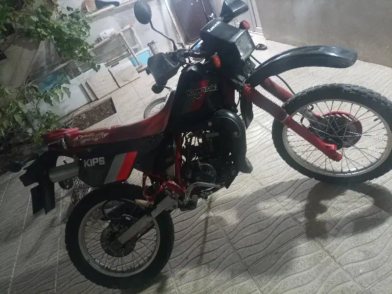 kmx125 موتور|موتورسیکلت|تویسرکان, |دیوار