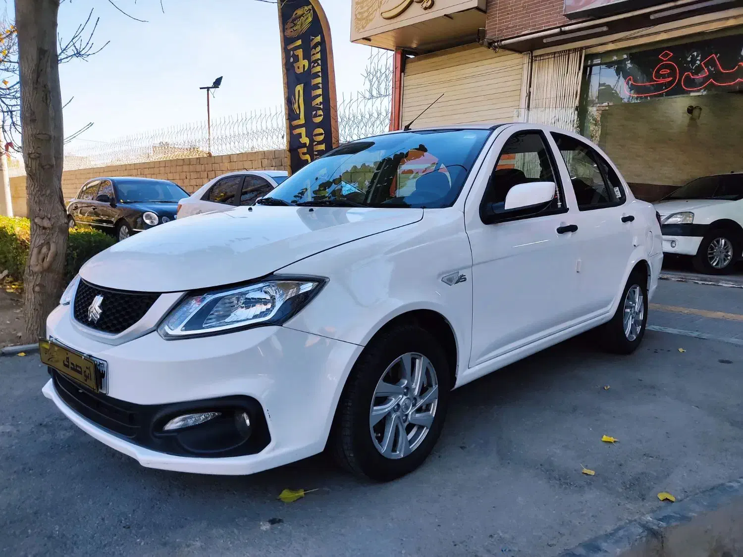 ساینا S اتوماتیک مدل 1402خونگی مشابه صفر|خودرو سواری و وانت|اصفهان, فروردین|دیوار