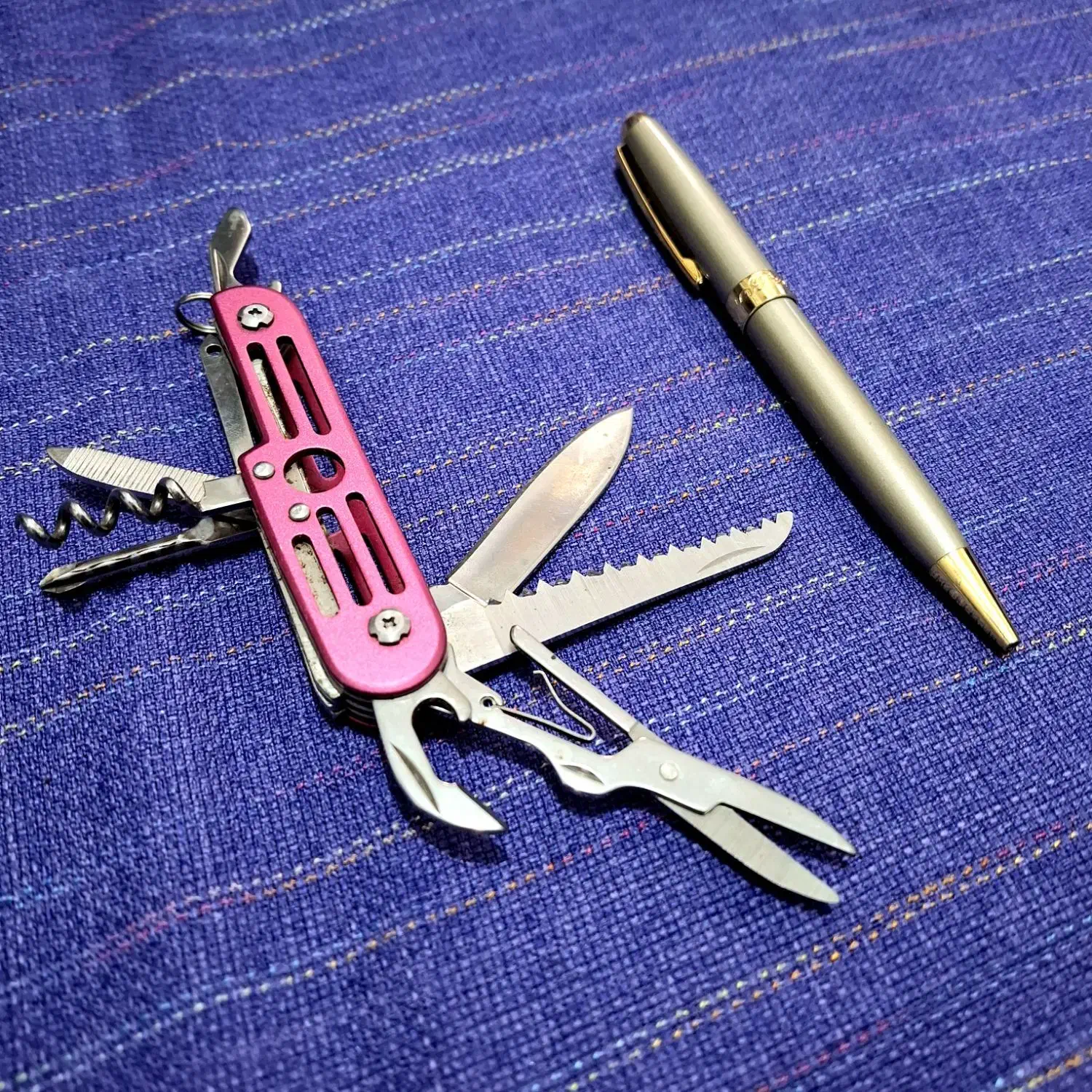 وسایل کوهنوردی کمپینگ سفر شنا ساحل دریا استخر|کوهنوردی و کمپینگ|رشت, حسین آباد|دیوار