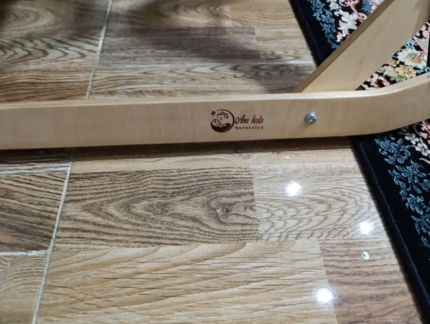 ننو|تخت و صندلی بچه|رشت, پیرکلاچای|دیوار