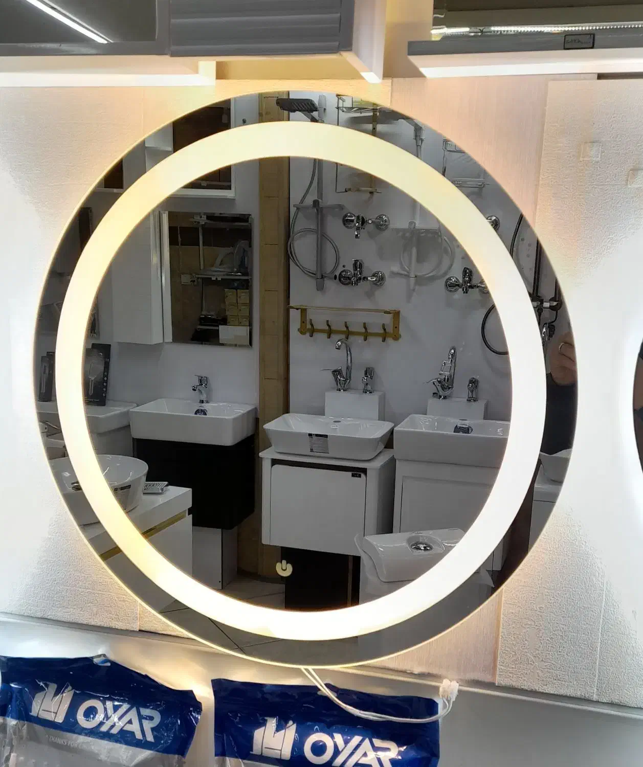 آینه های بک لایت با سنسور حرکتی ۱،۸۵۰،۰۰۰|لوازم سرویس بهداشتی|لاهیجان, خمیر کلایه|دیوار