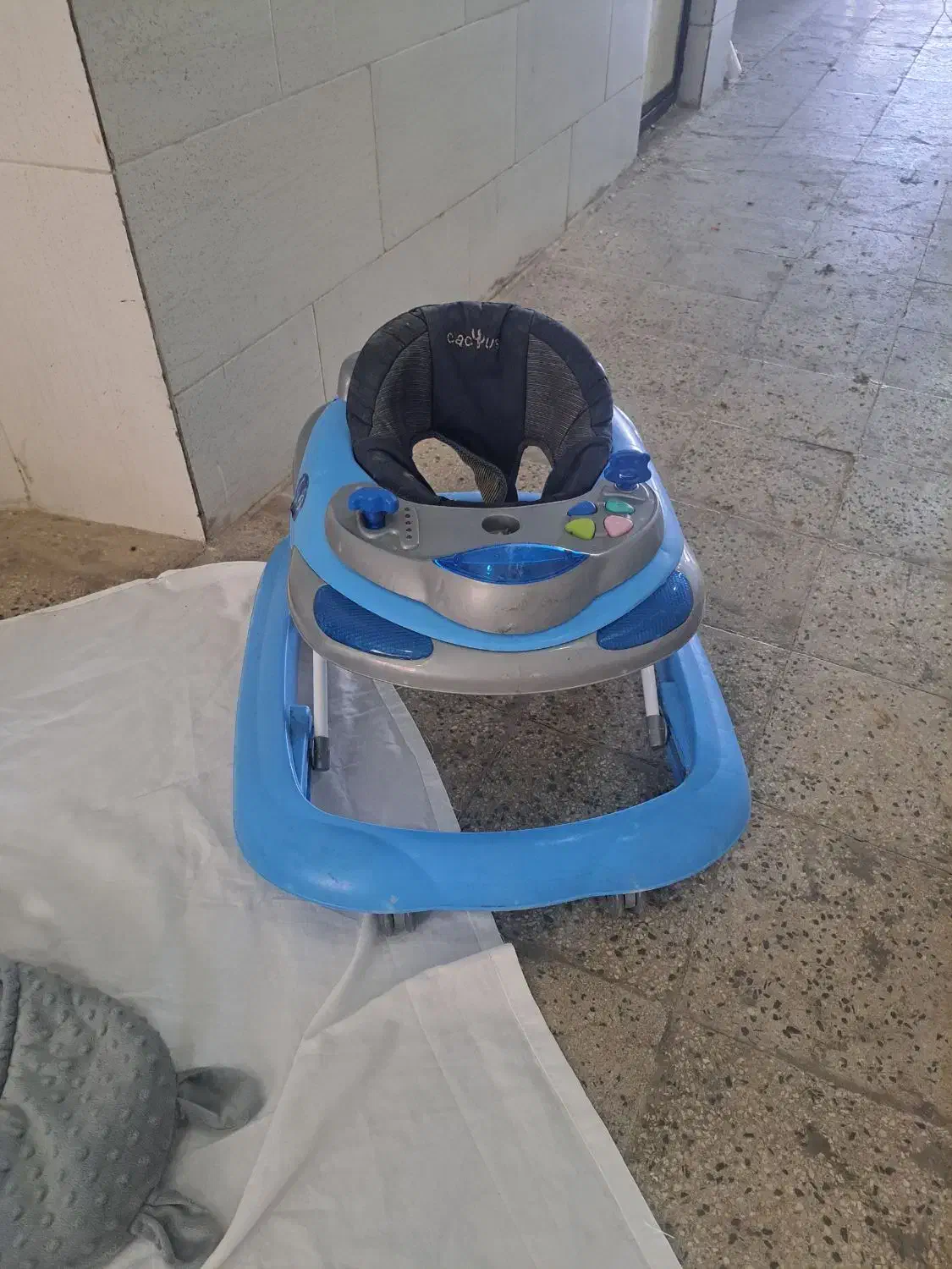 لوازم نوازدی|کالسکه و لوازم جانبی|تاکستان, |دیوار