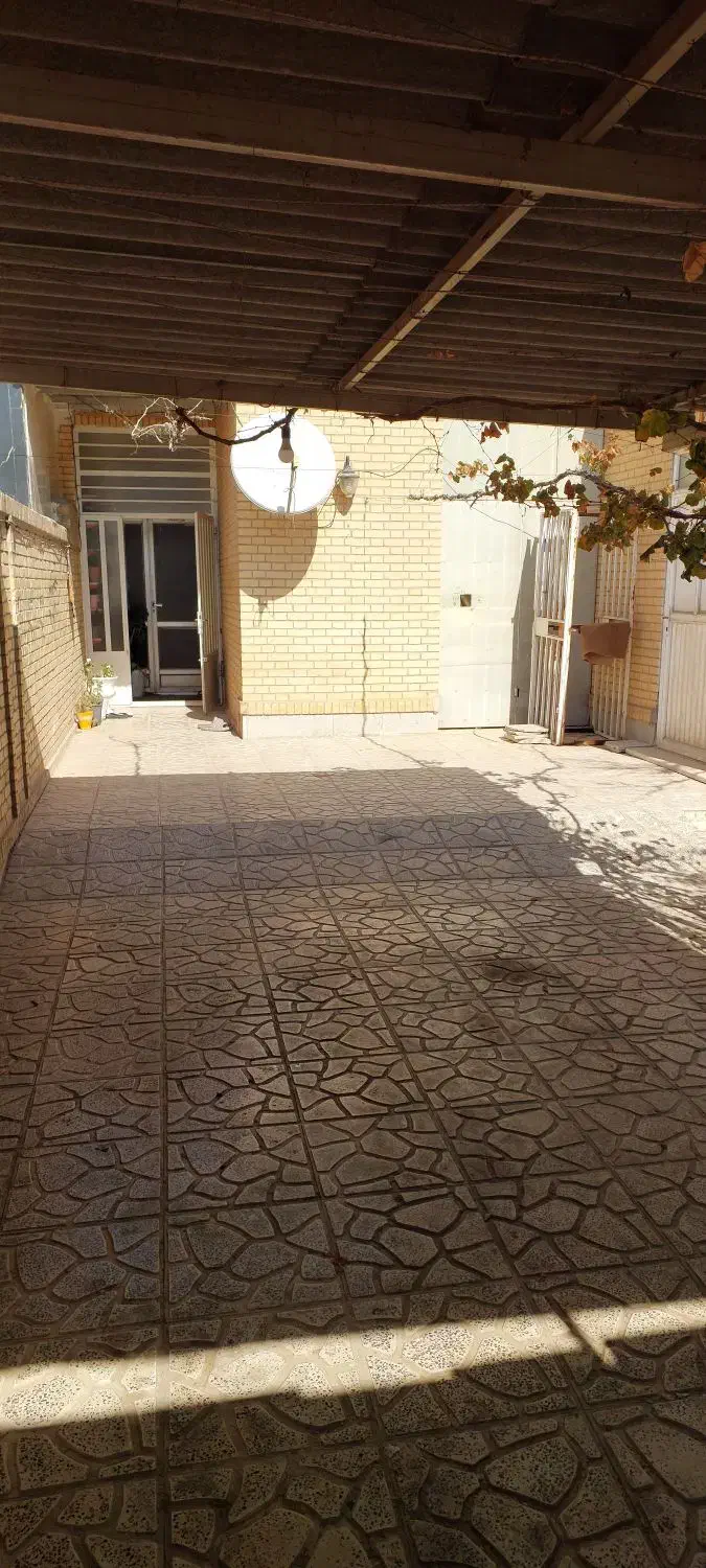 ویلایی ۲۲۵ متری شمالی شهرک پردیس|فروش خانه و ویلا|شاهینشهر, شهرک پردیس|دیوار