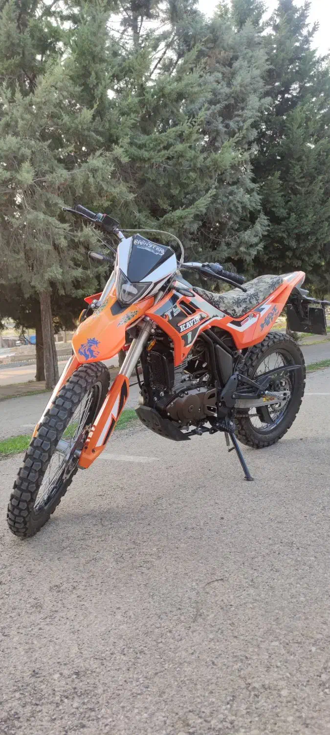 تریل t4  در حد صفر|موتورسیکلت|گنبد کاووس, |دیوار