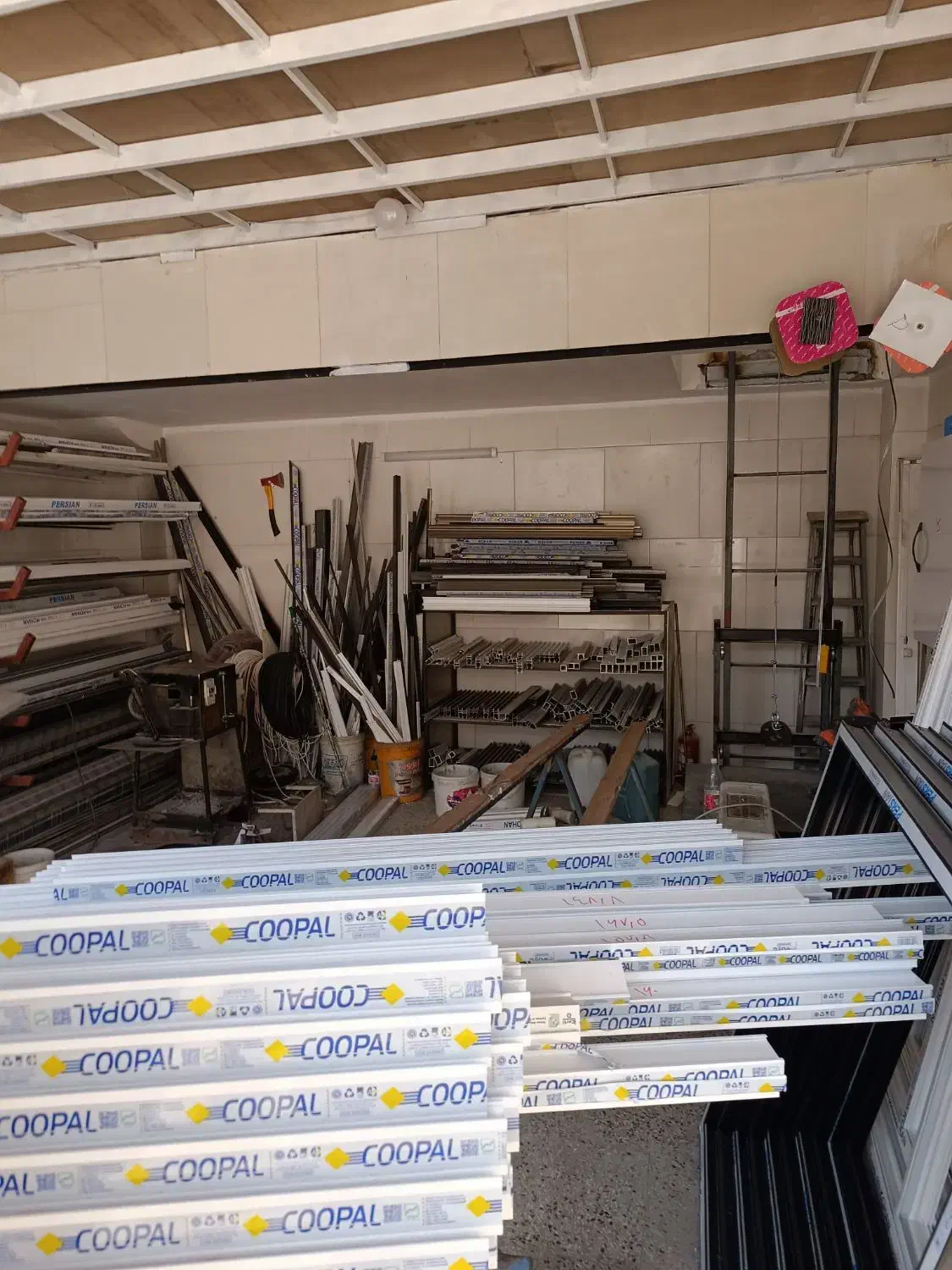 نیازمند کارگرساده|استخدام صنعتی، فنی، مهندسی|شاهینشهر, گرگاب|دیوار