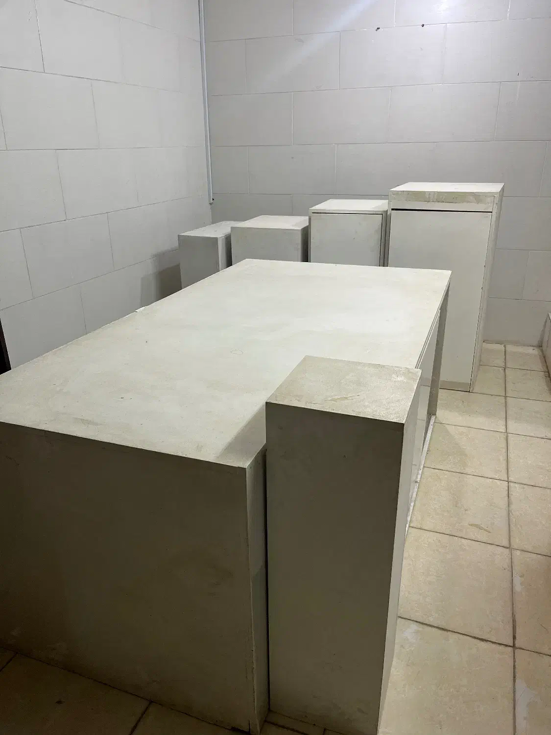 دکور چیدمان|کتابخانه، شلف، قفسه‌های دیواری|یزد, |دیوار