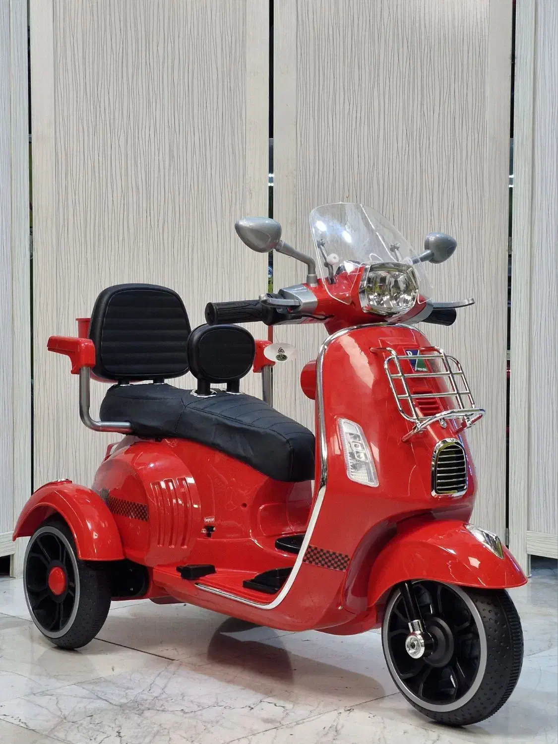 ماشین شارژی موتورشارژی دوسرنشین واقعی باصندلی مجزا|اسباب‌‌بازی|تهران, پرستار|دیوار