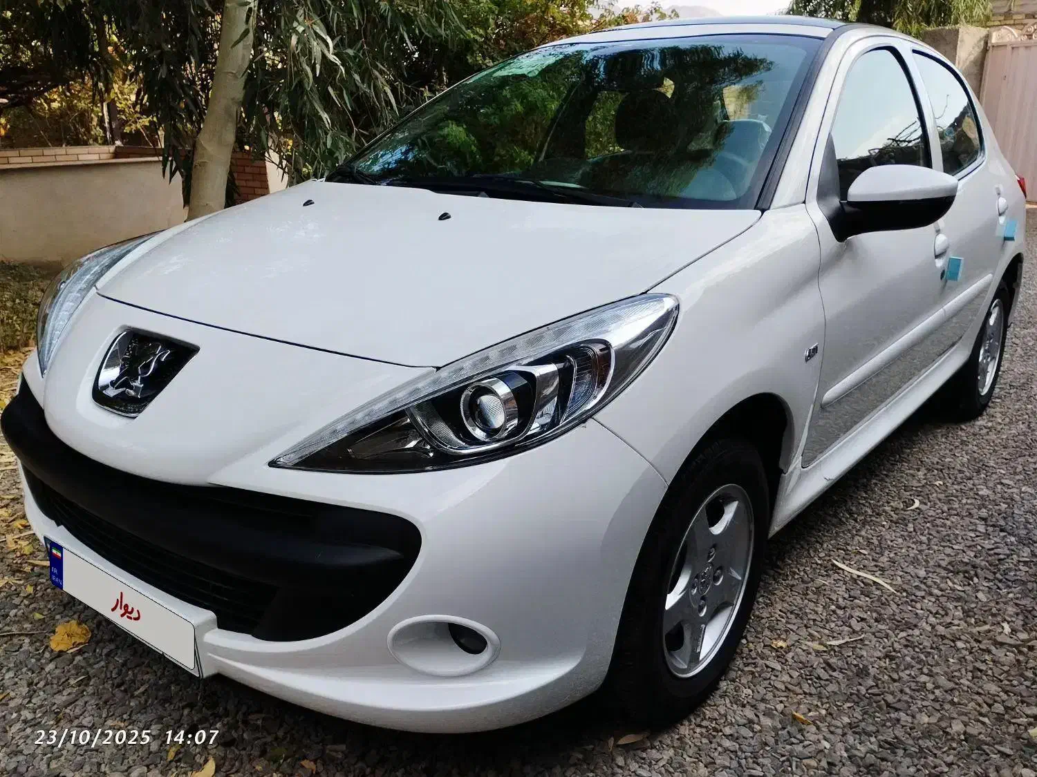 207 پانا اتومات 1403 (ارتقا) هم نقدی هم معاوضه|خودرو سواری و وانت|کرمان, |دیوار