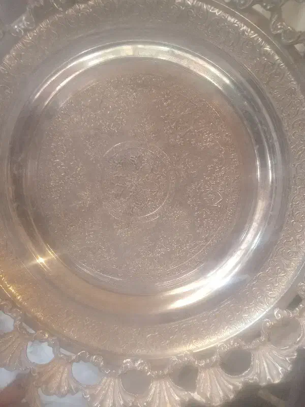 سینی گرد مسی برنجی قدیمی|کلکسیون اشیاء عتیقه|رفسنجان, |دیوار