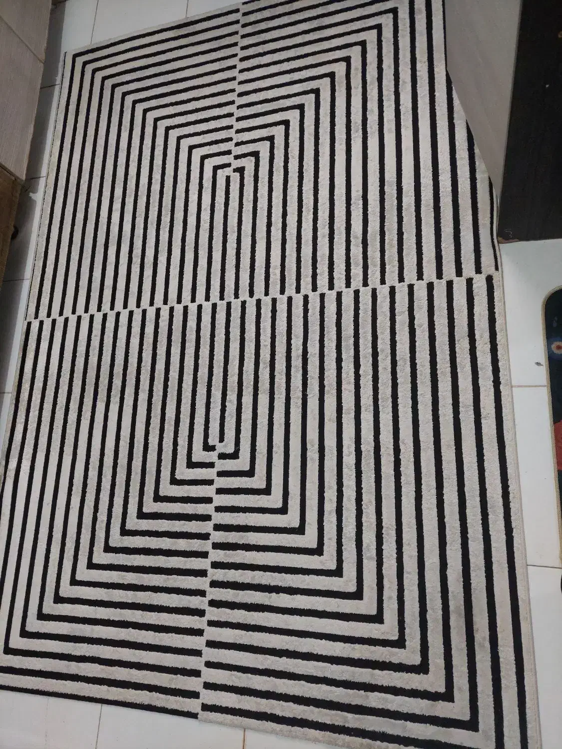 قالیچه مدرن در حد نو|فرش|مشهد, سرافرازان|دیوار