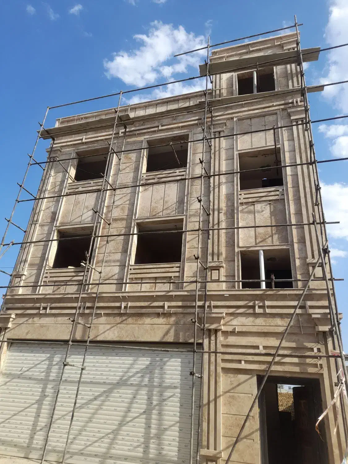 سنگ کاری وکاشی کاری برتر|خدمات پیشه و مهارت|خنداب, |دیوار