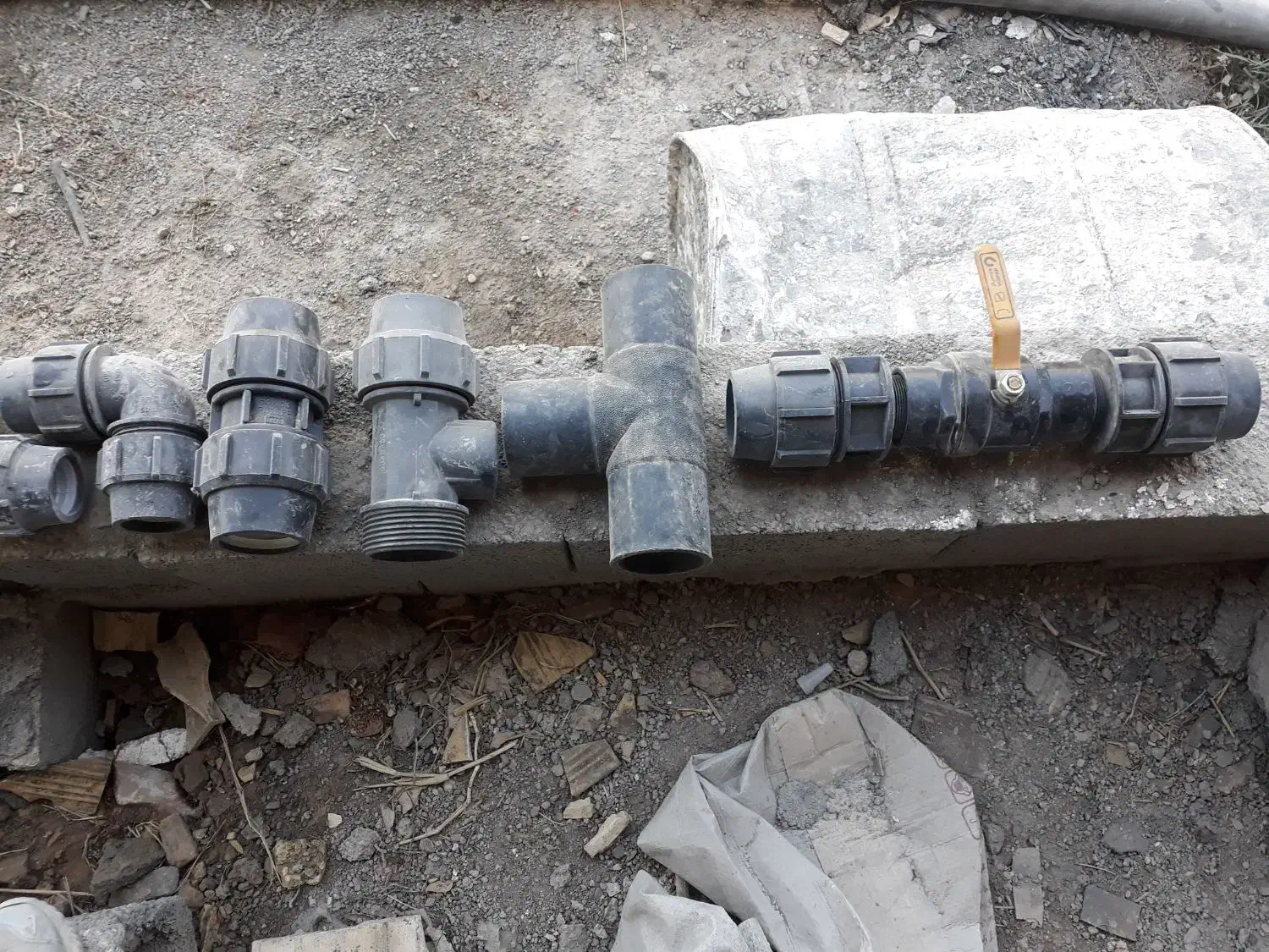 اتصالات پلی اتیلن ونیو پایپ|ابزارآلات|اصفهان, ارغوانیه|دیوار