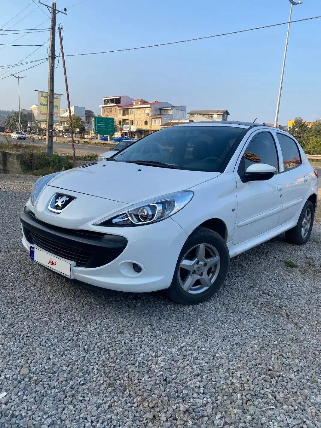 پژو 207 پانا دنده ۴۰۱|خودرو سواری و وانت|رضوانشهر, |دیوار