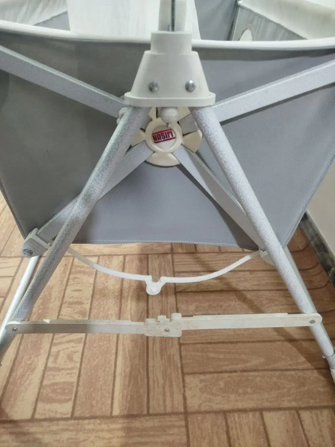 تخت و گهواره نوزاد نسیم تاشو|تخت و صندلی بچه|محمدشهر, جعفرآباد|دیوار