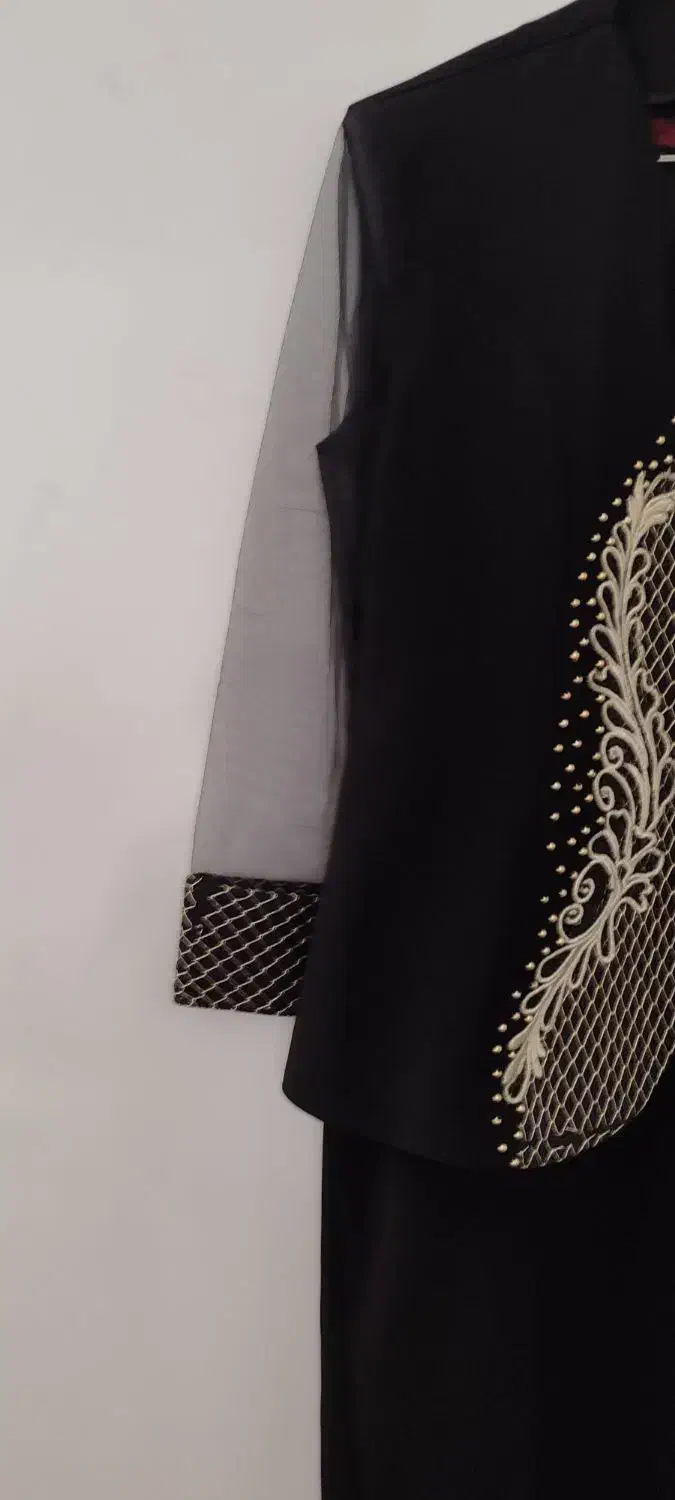 لباس مجلسی|لباس|تبریز, |دیوار