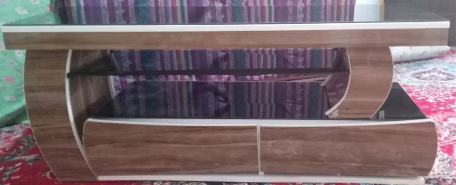 میز تلوزیون تمیز و سالم|میز تلویزیون|اهر, |دیوار