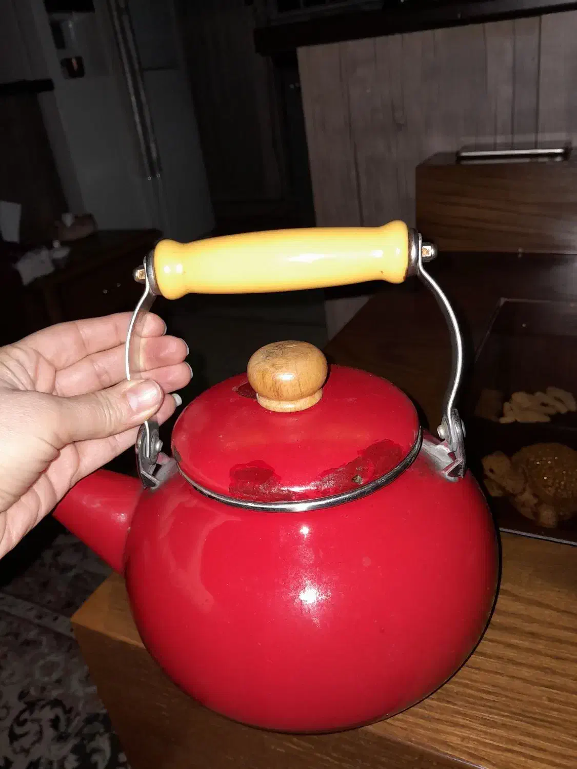 کتری خارجی|قوری، کتری، قهوه‌ساز دستی|بومهن, |دیوار