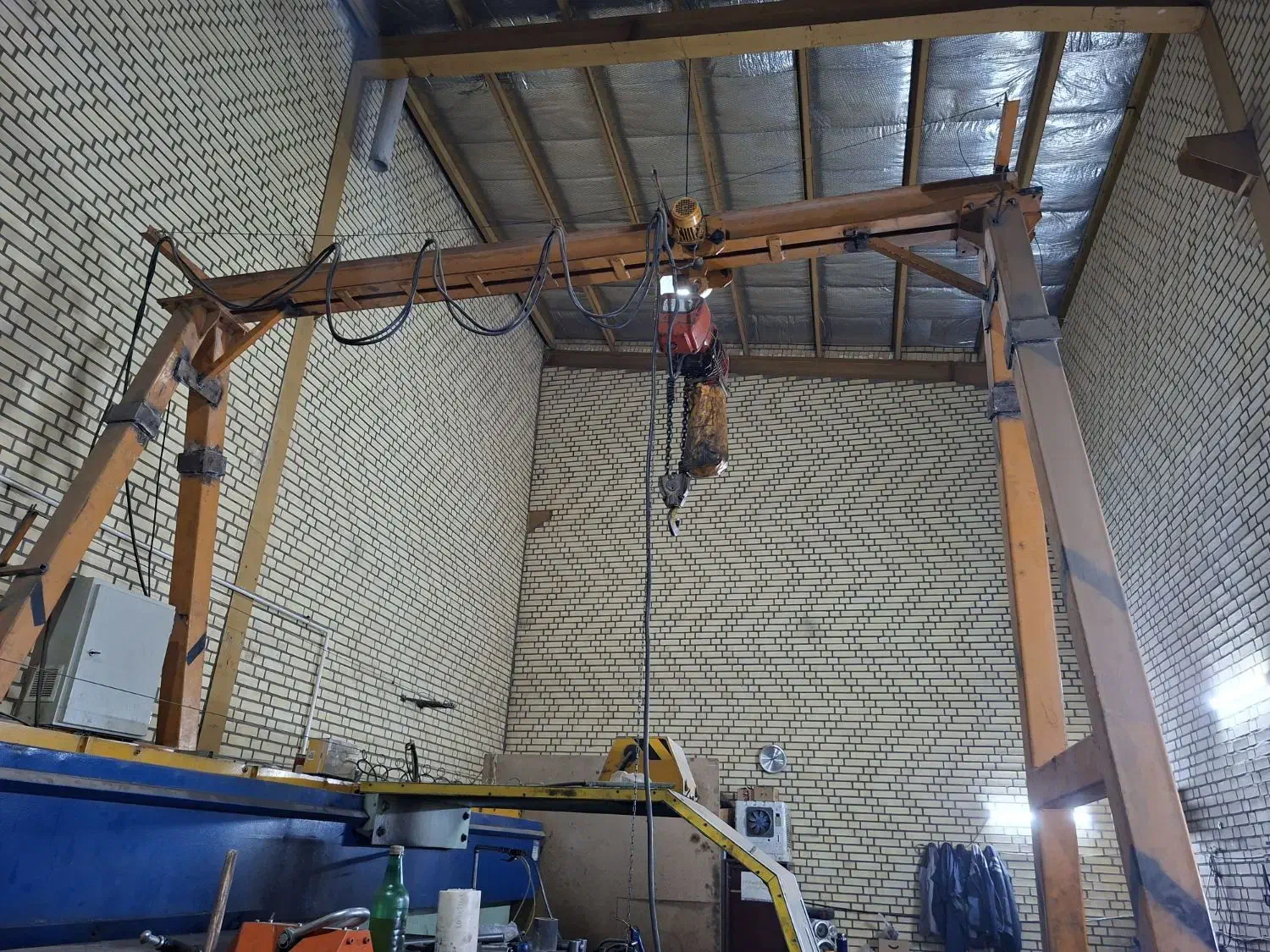 فروش جرثقیل دروازه ای قدرتمند|ماشین‌آلات صنعتی|برخوار, |دیوار