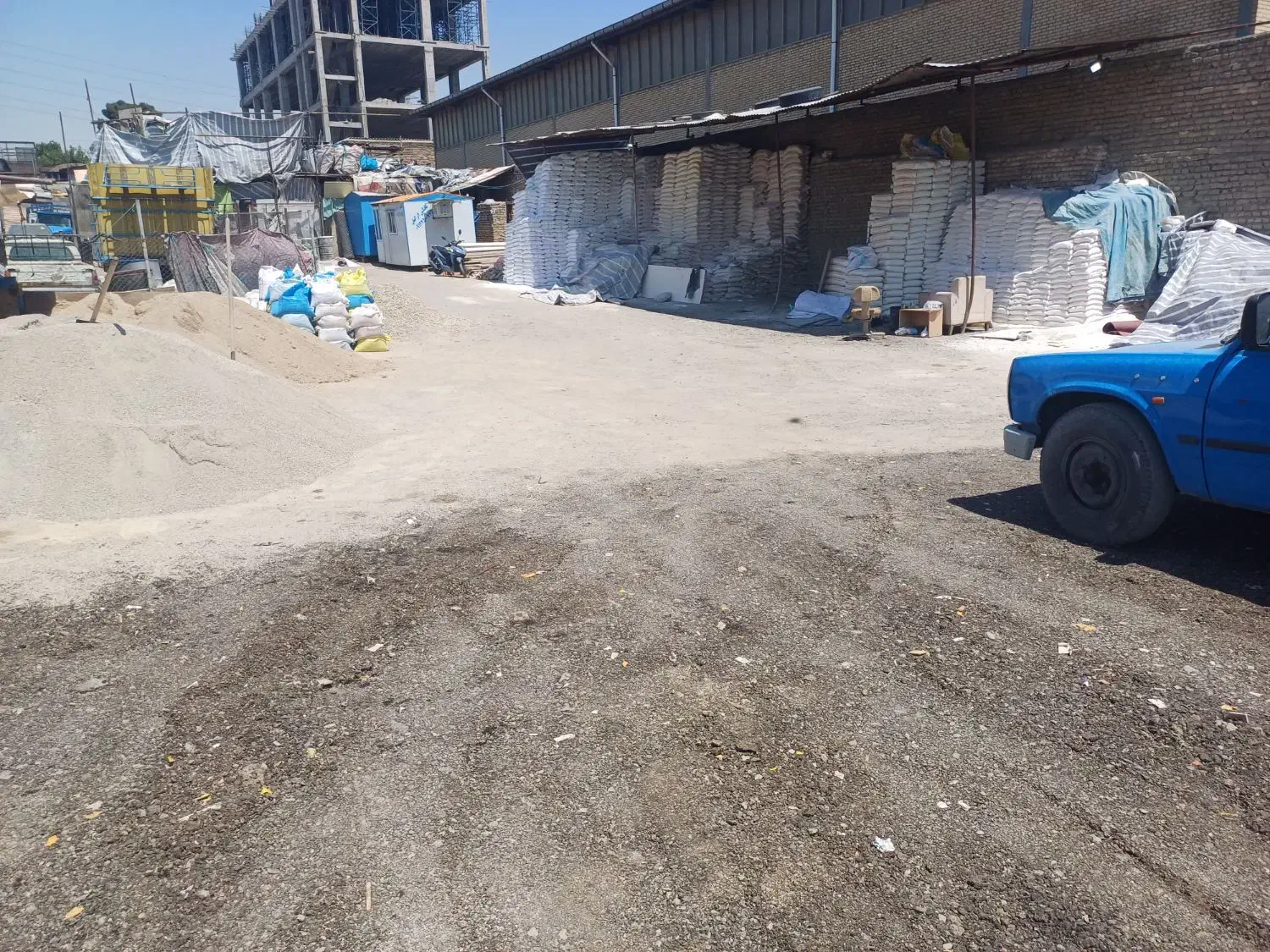 استخدام کارگر و راننده نیسان و بادسان|استخدام حمل و نقل|تهران, اتحاد|دیوار