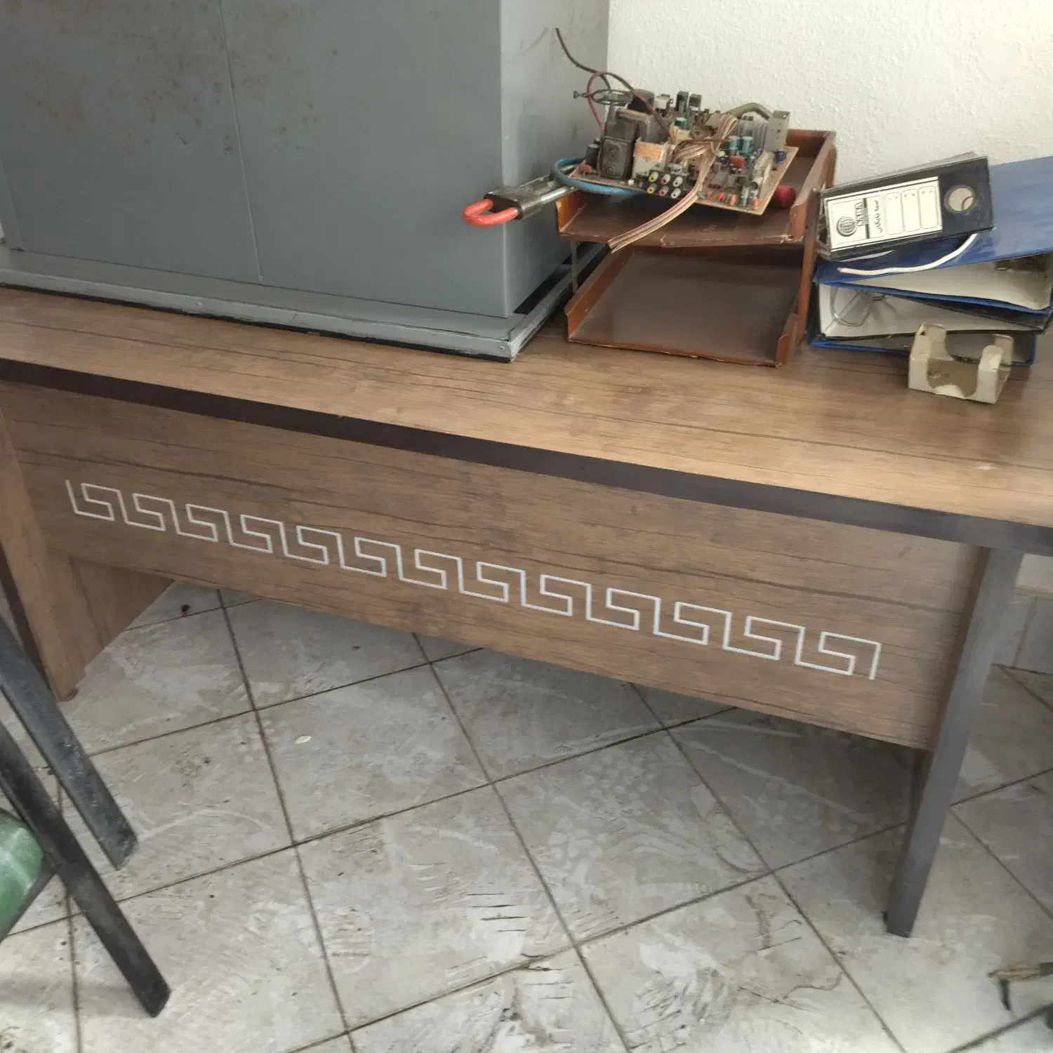 صندلی ومیز کار ومبل وتخت خواب دونفره وسینک|مبلمان اداری|رشت, علی آباد|دیوار