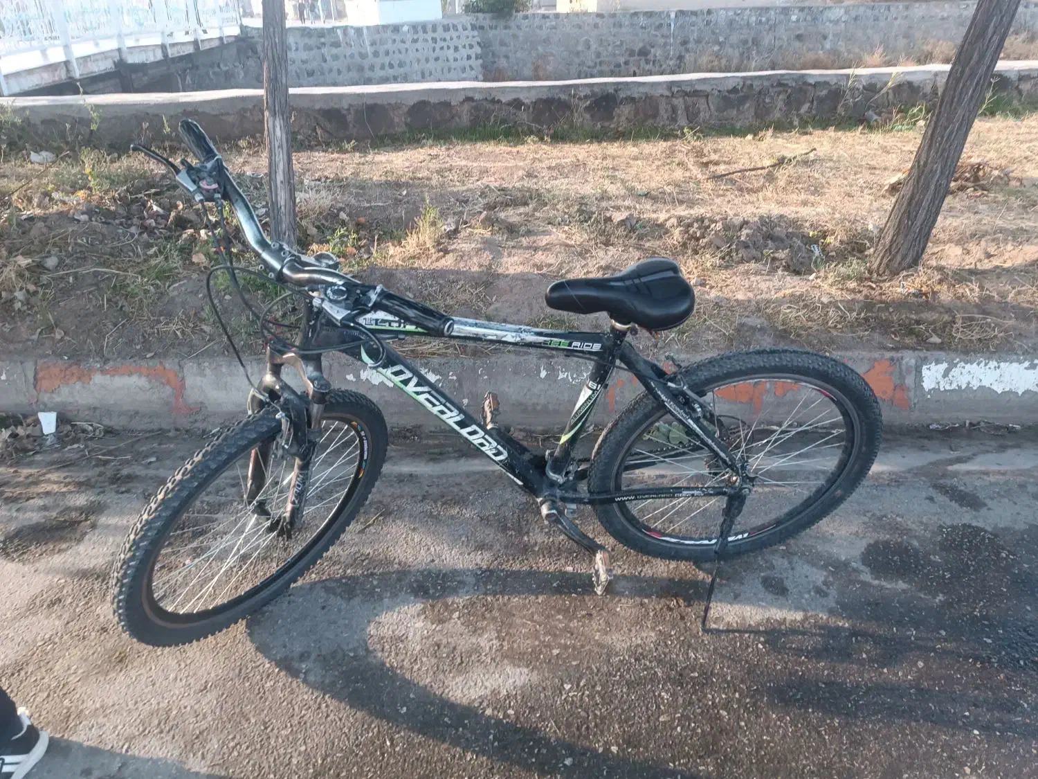 یک دوچرخه 26|دوچرخه، اسکیت، اسکوتر|خلخال, |دیوار