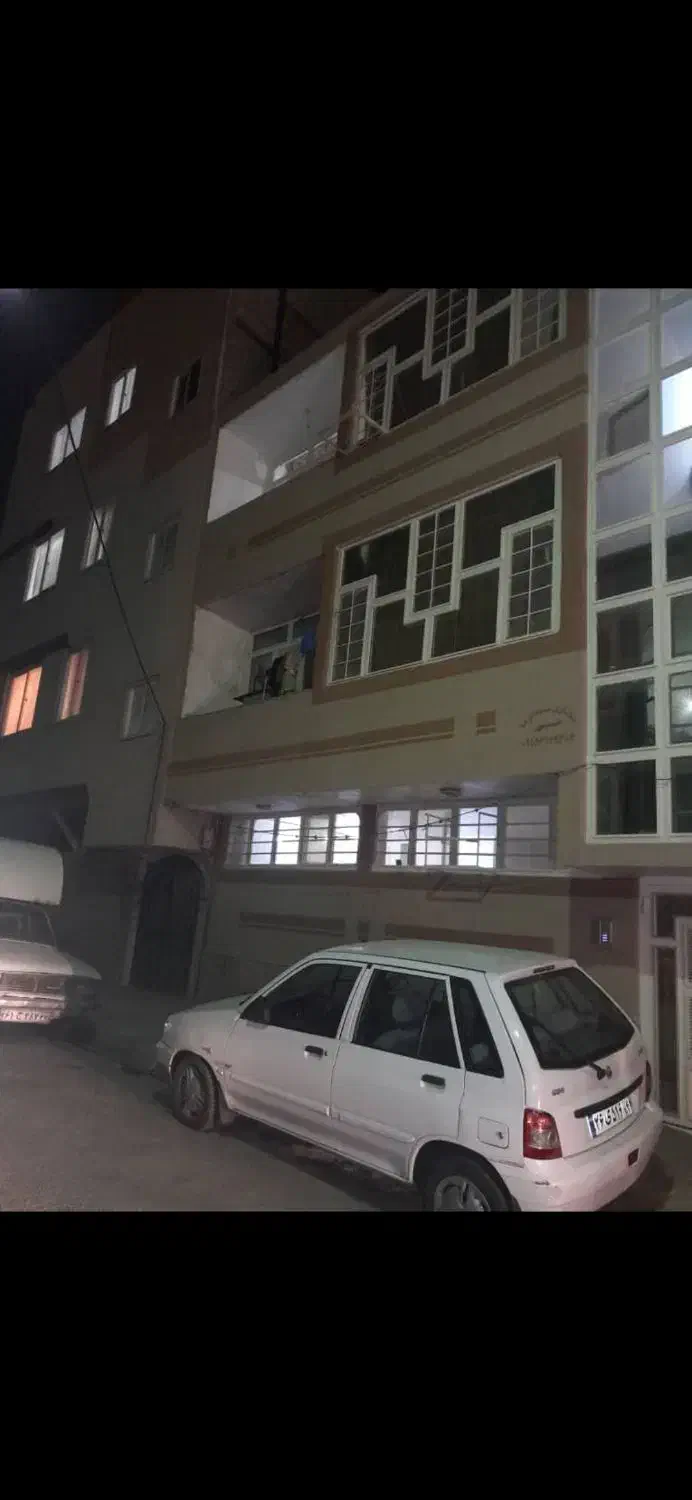 اپارتمان ۶۰متری حاشیه ملک ۸متر|فروش آپارتمان|مشهد, انقلاب|دیوار