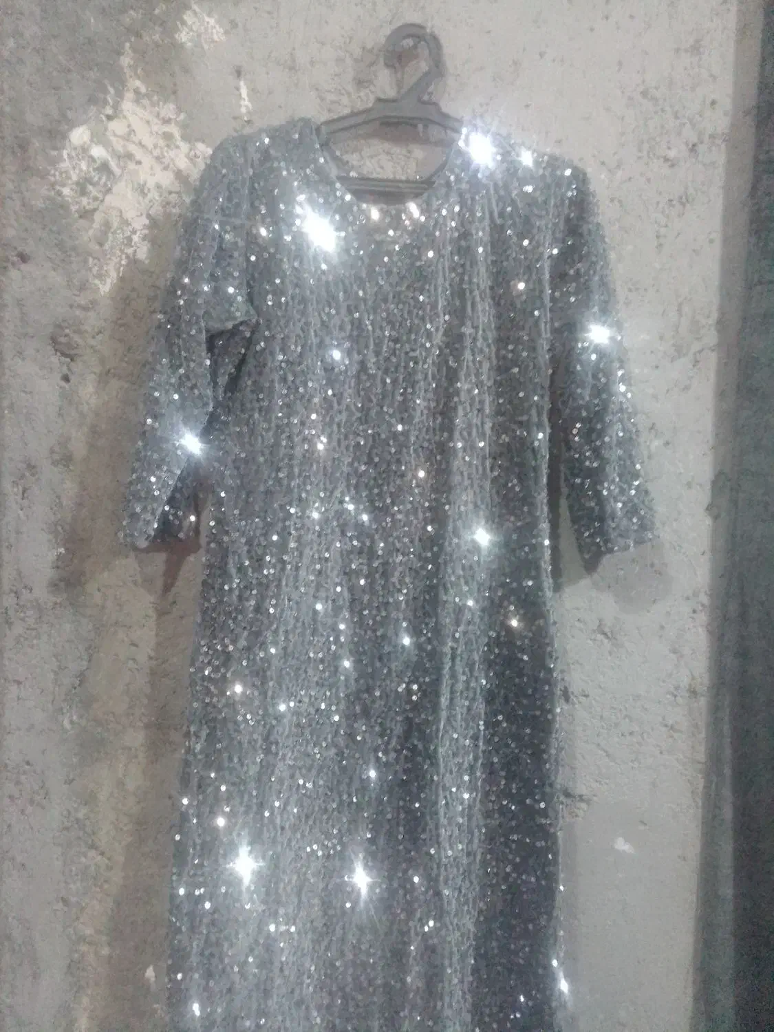 لباس مجلسی|لباس|زابل, |دیوار