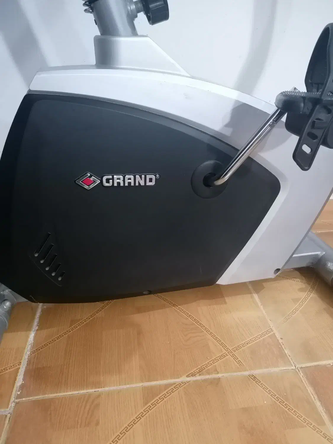 دوچرخه ثابت Grrand|تجهیزات ورزشی|ارومیه, |دیوار