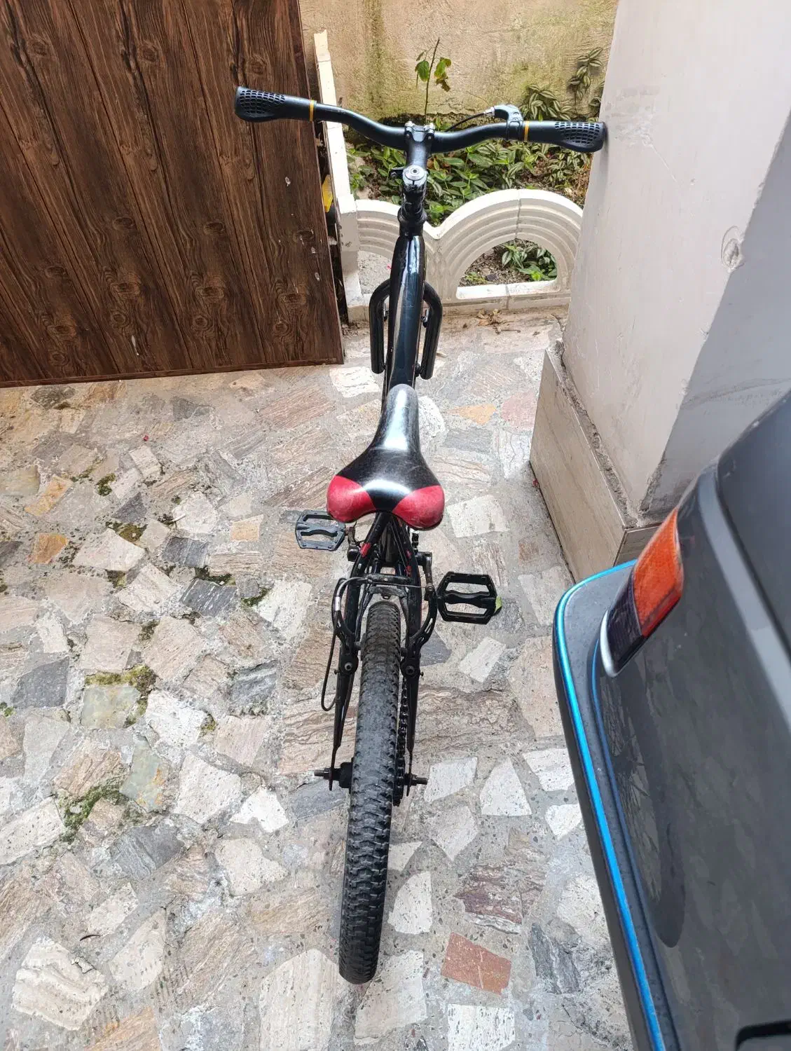 دوچرخه|دوچرخه، اسکیت، اسکوتر|رشت, دروازه لاکان|دیوار