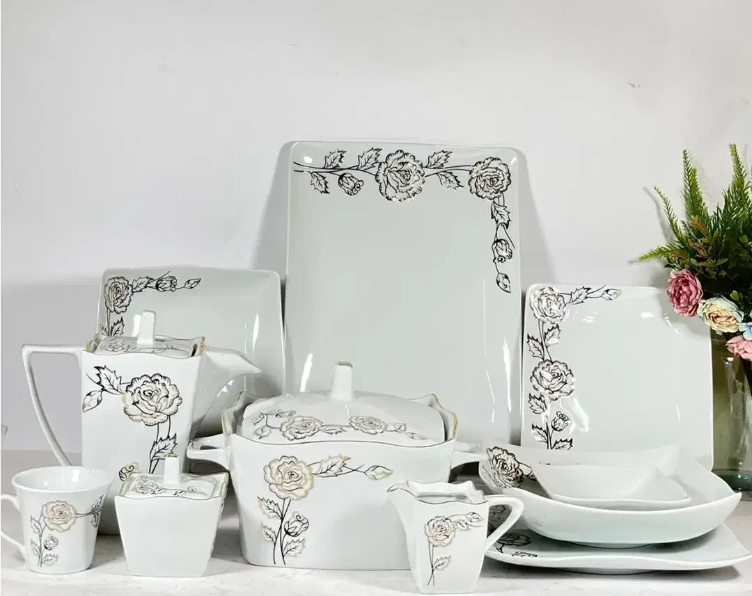 سرویس پذیرایی چینی گل برجسته طلایی ۱۲ نفره|ظروف سرو و پذیرایی|بومهن, |دیوار