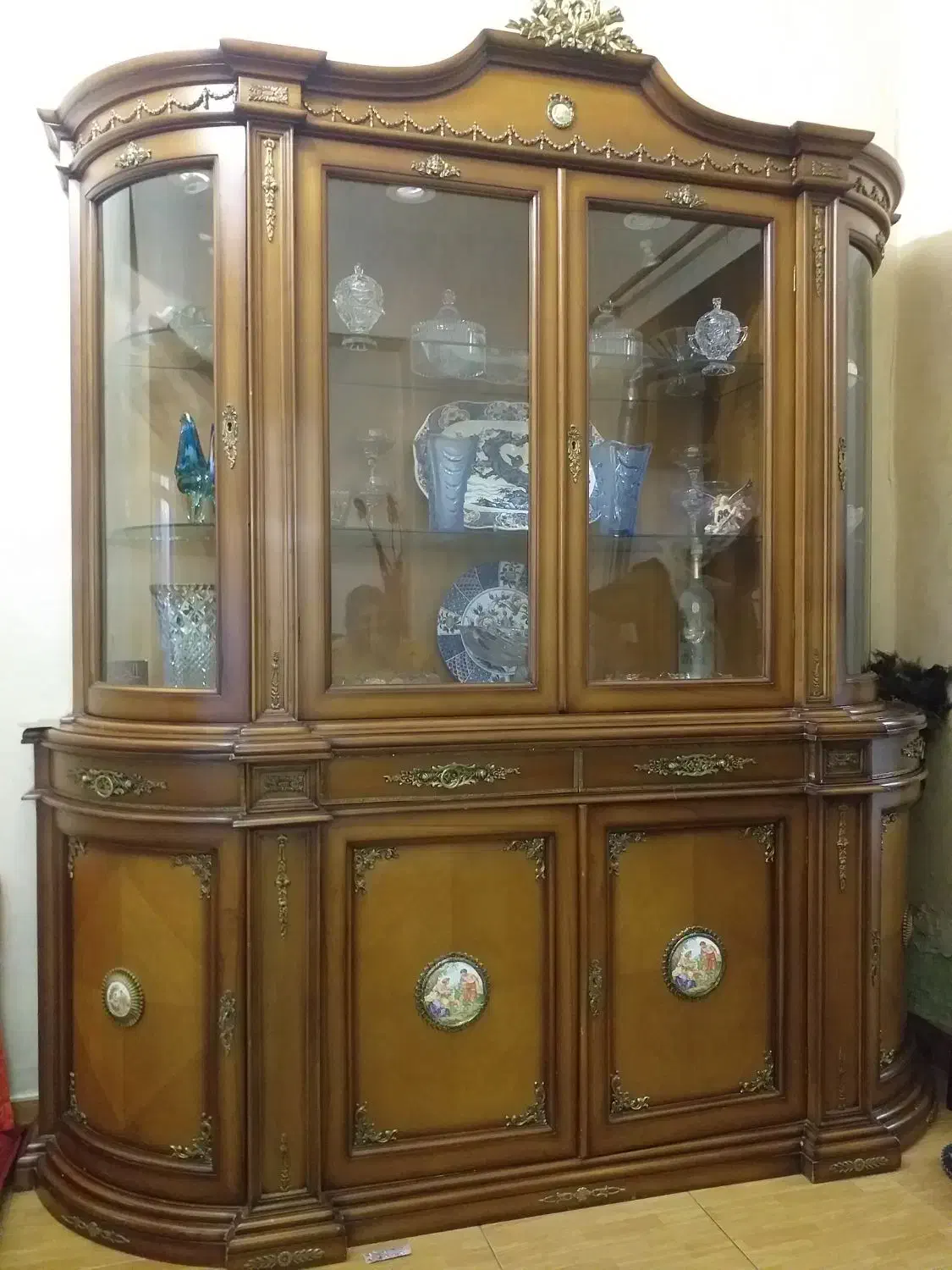 بوفه ۴در|بوفه، ویترین، کنسول|تهران, حشمتیه|دیوار