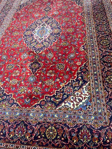 یک تخته ۹ متری کاشان|فرش|تهران, نیروی هوایی (پیروزی)|دیوار