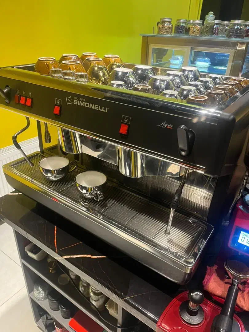 دستگاه اسپرسوساز سیمونلی ایتالیا|کافی‌شاپ و رستوران|تهران, زعفرانیه|دیوار